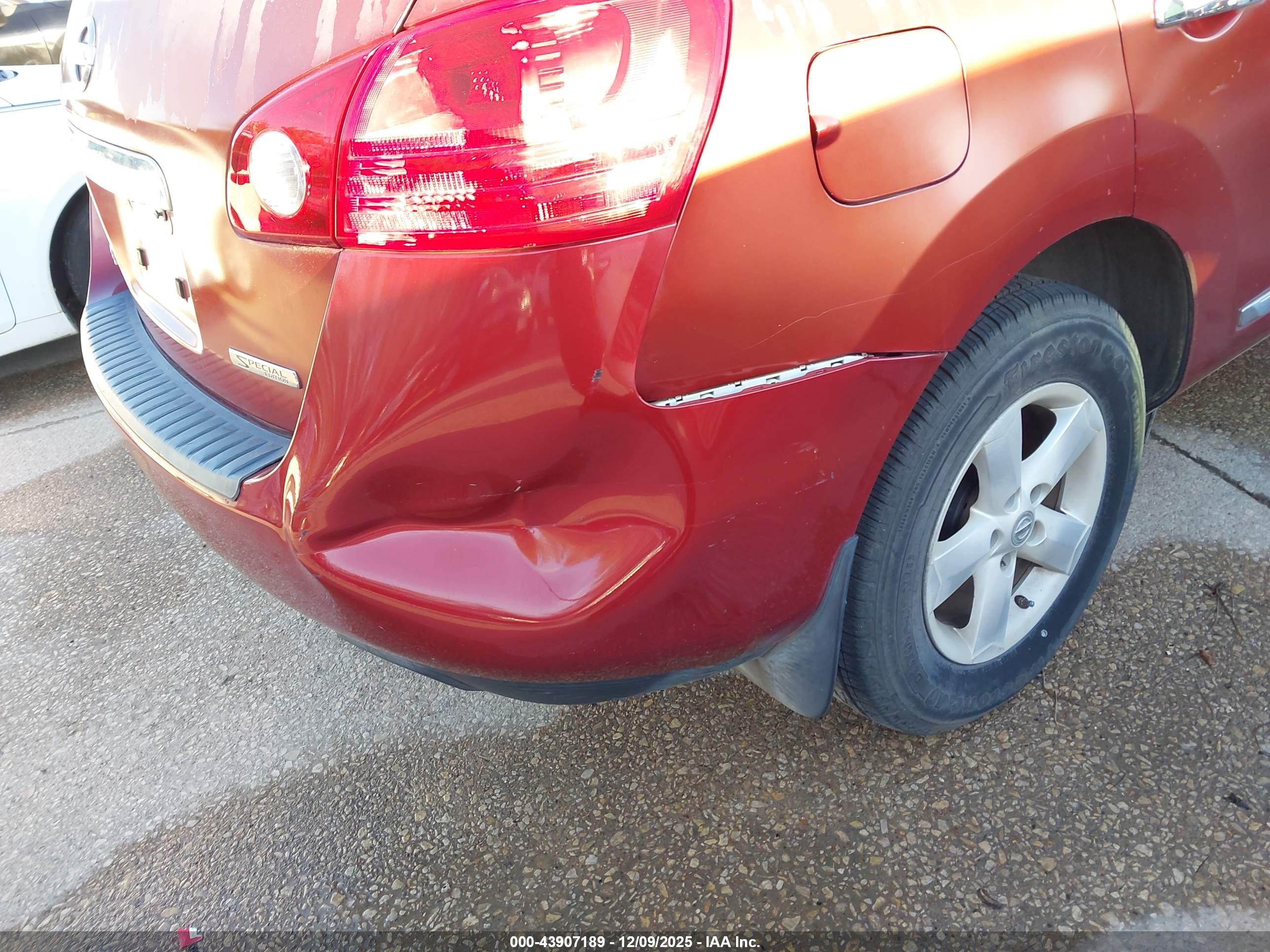 NISSAN ROGUE image 6