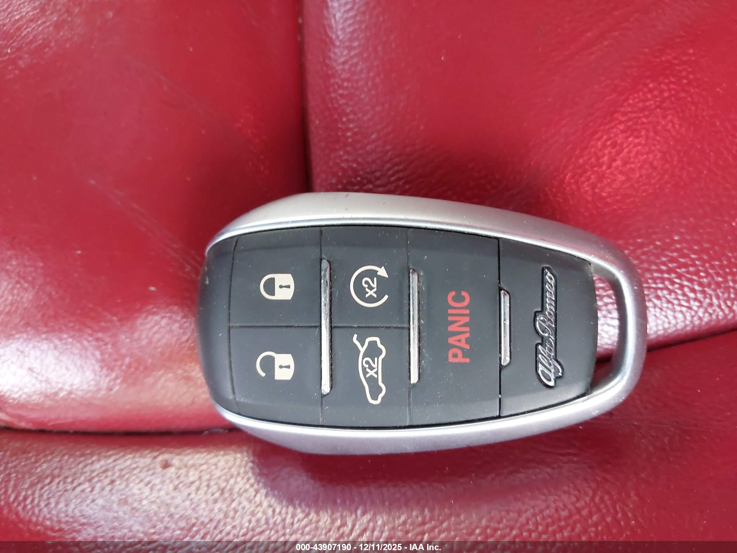 ALFA ROMEO image 11
