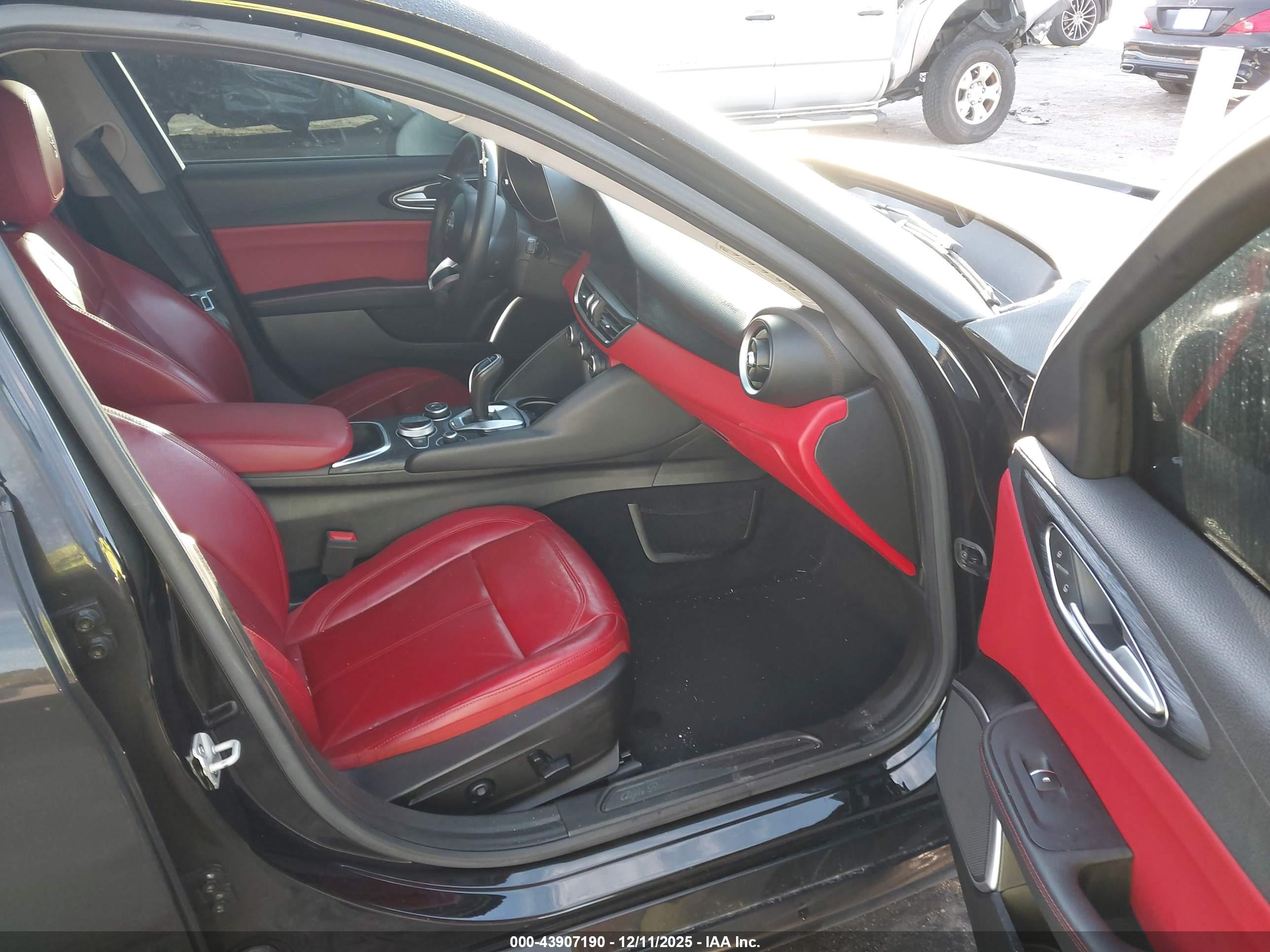 ALFA ROMEO image 5