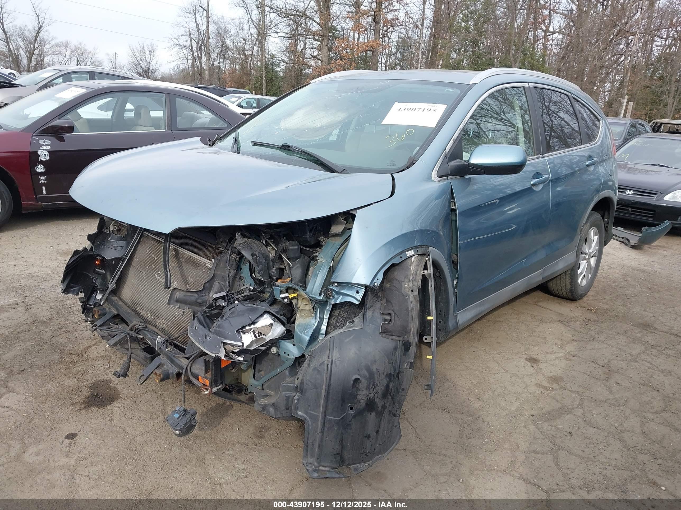 HONDA CR-V image 2