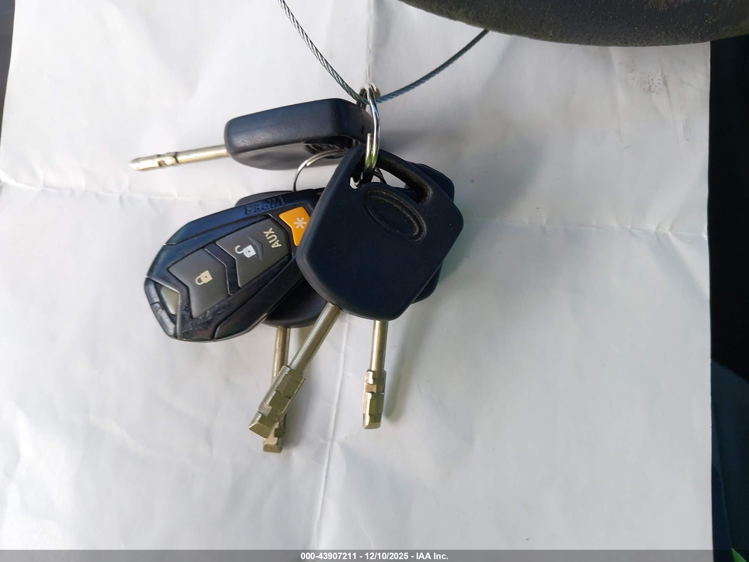 FORD TRANSIT image 11