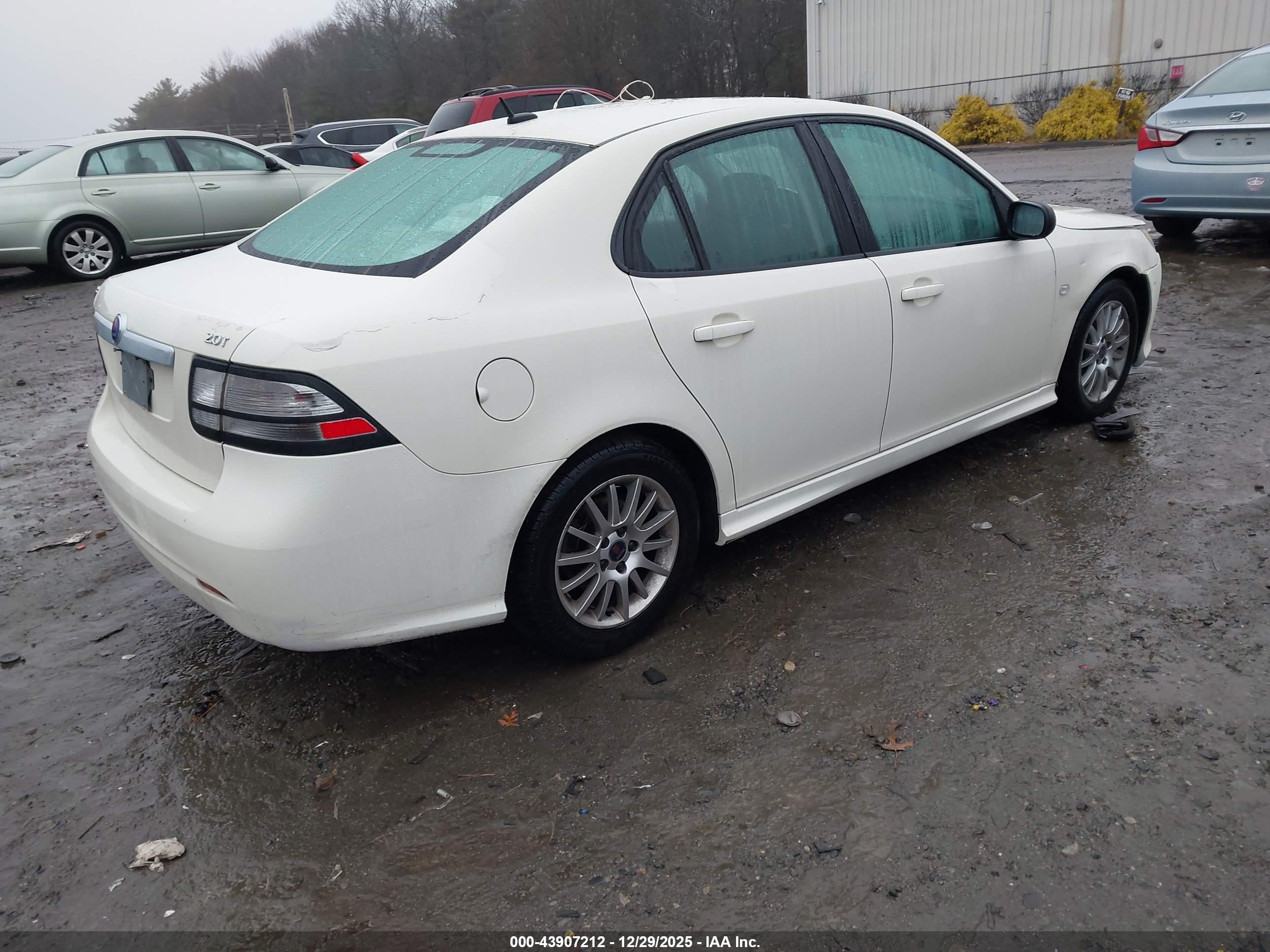 SAAB 9-3 image 4