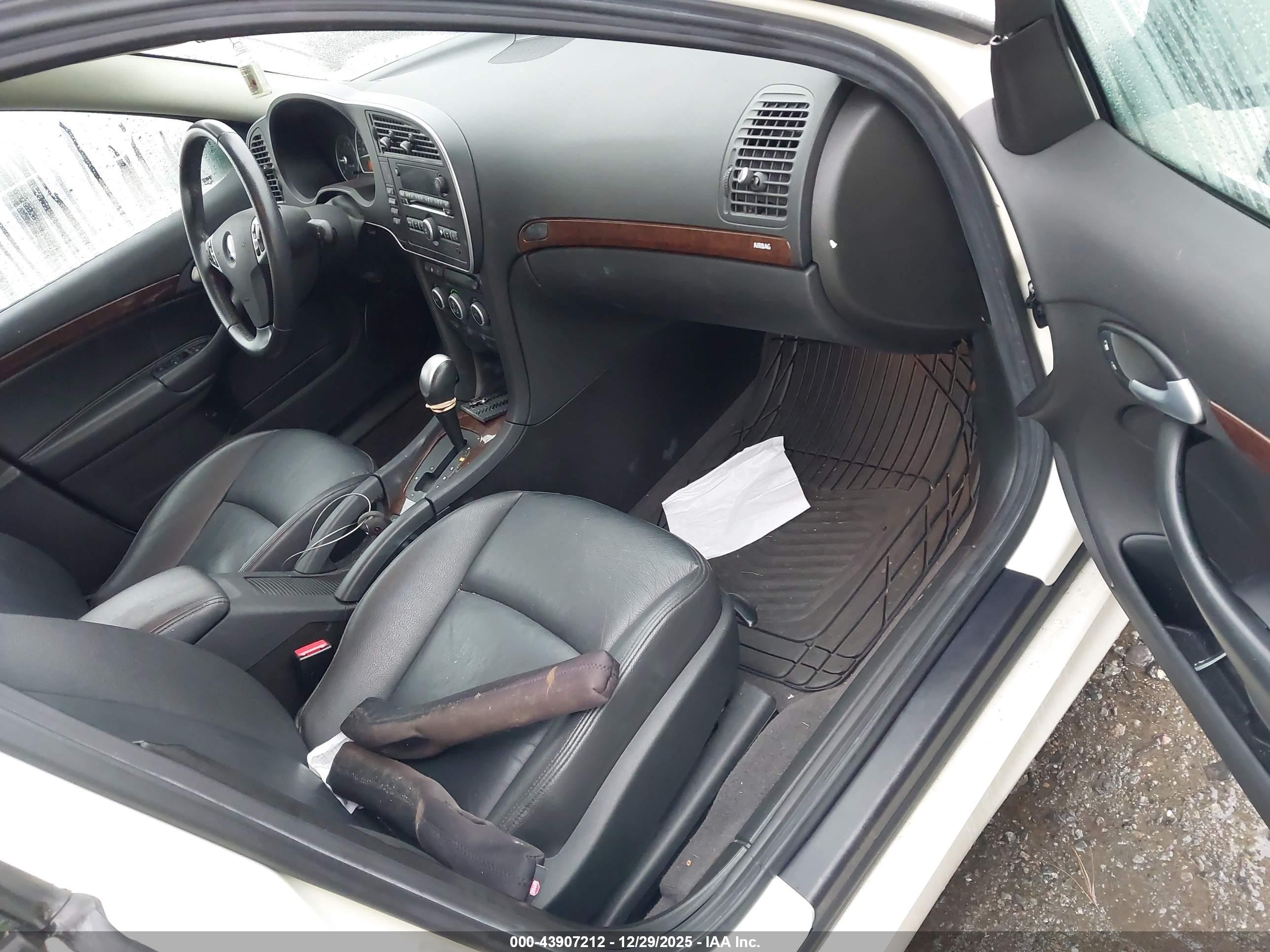 SAAB 9-3 image 5