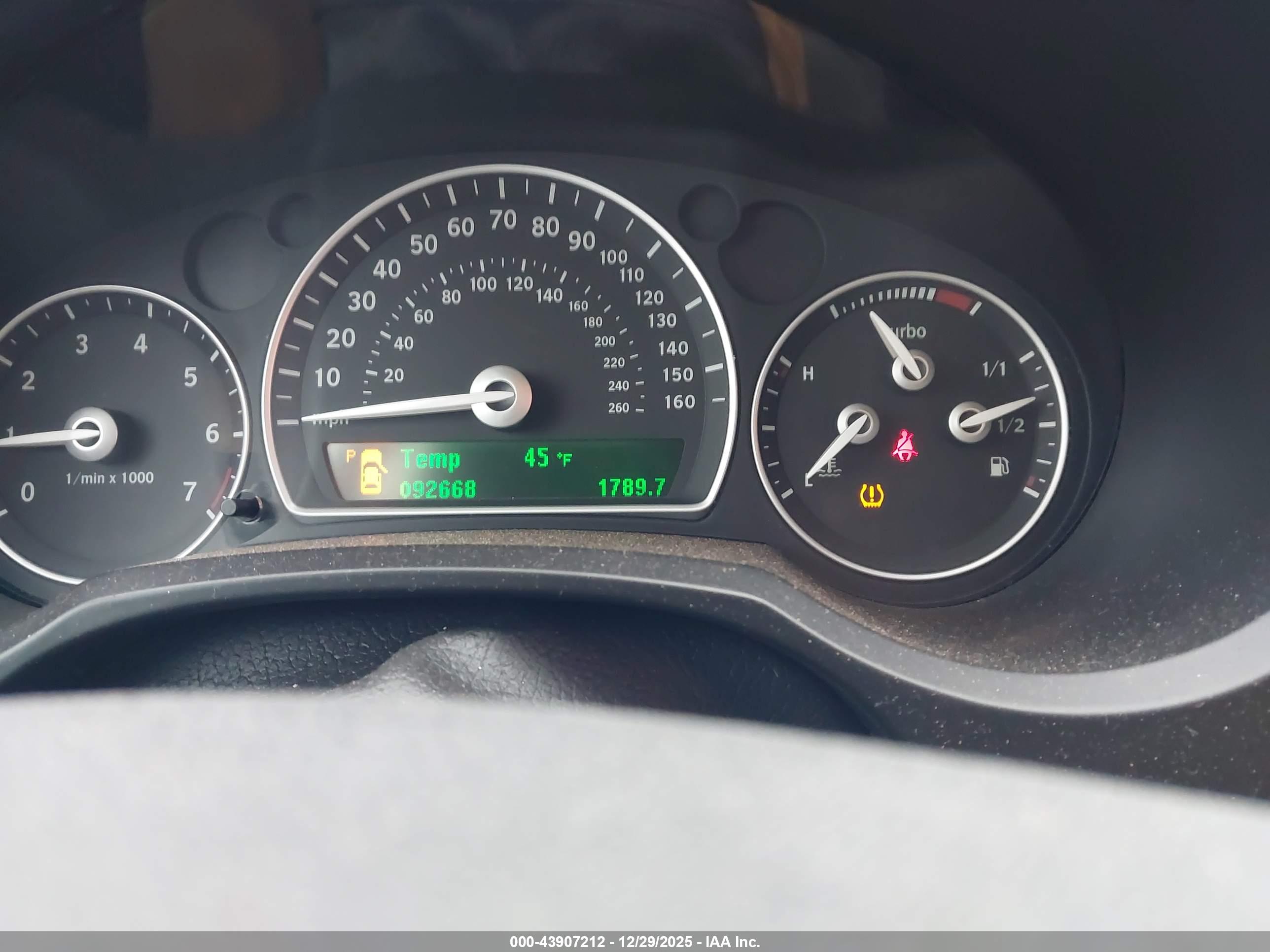 SAAB 9-3 image 7