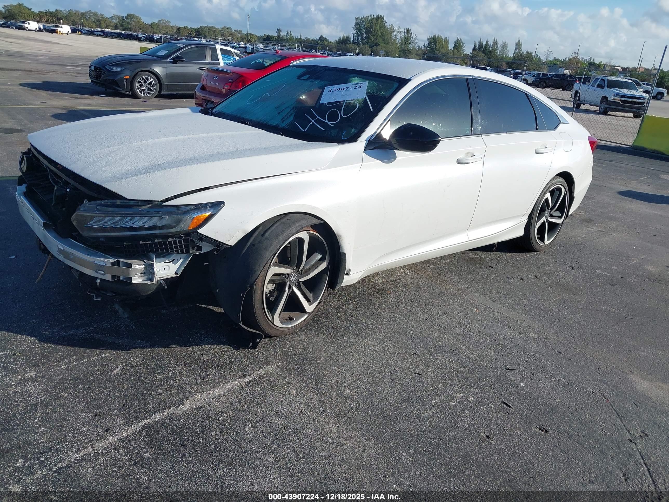 HONDA ACCORD image 2