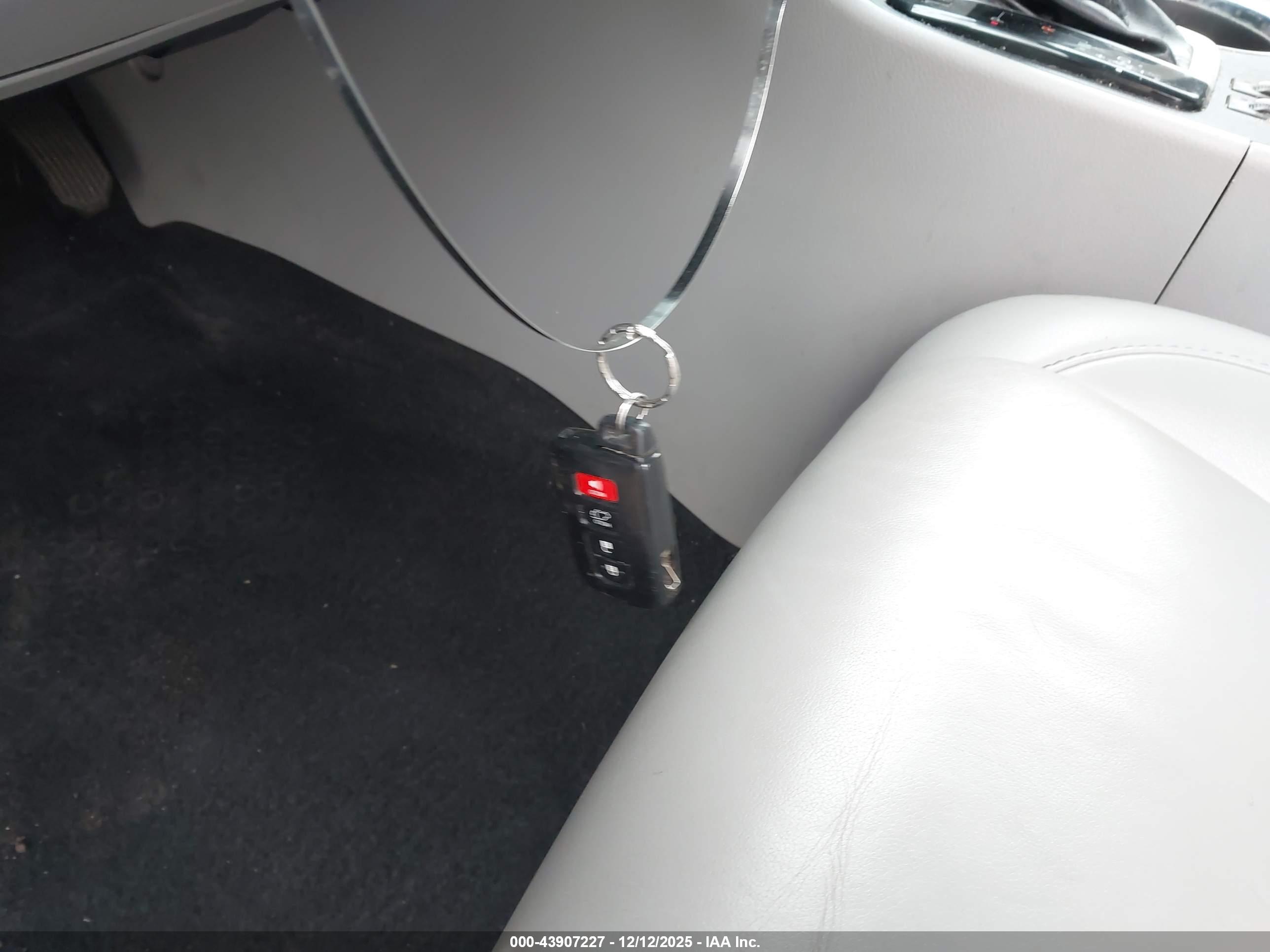 TOYOTA HIGHLANDER image 11