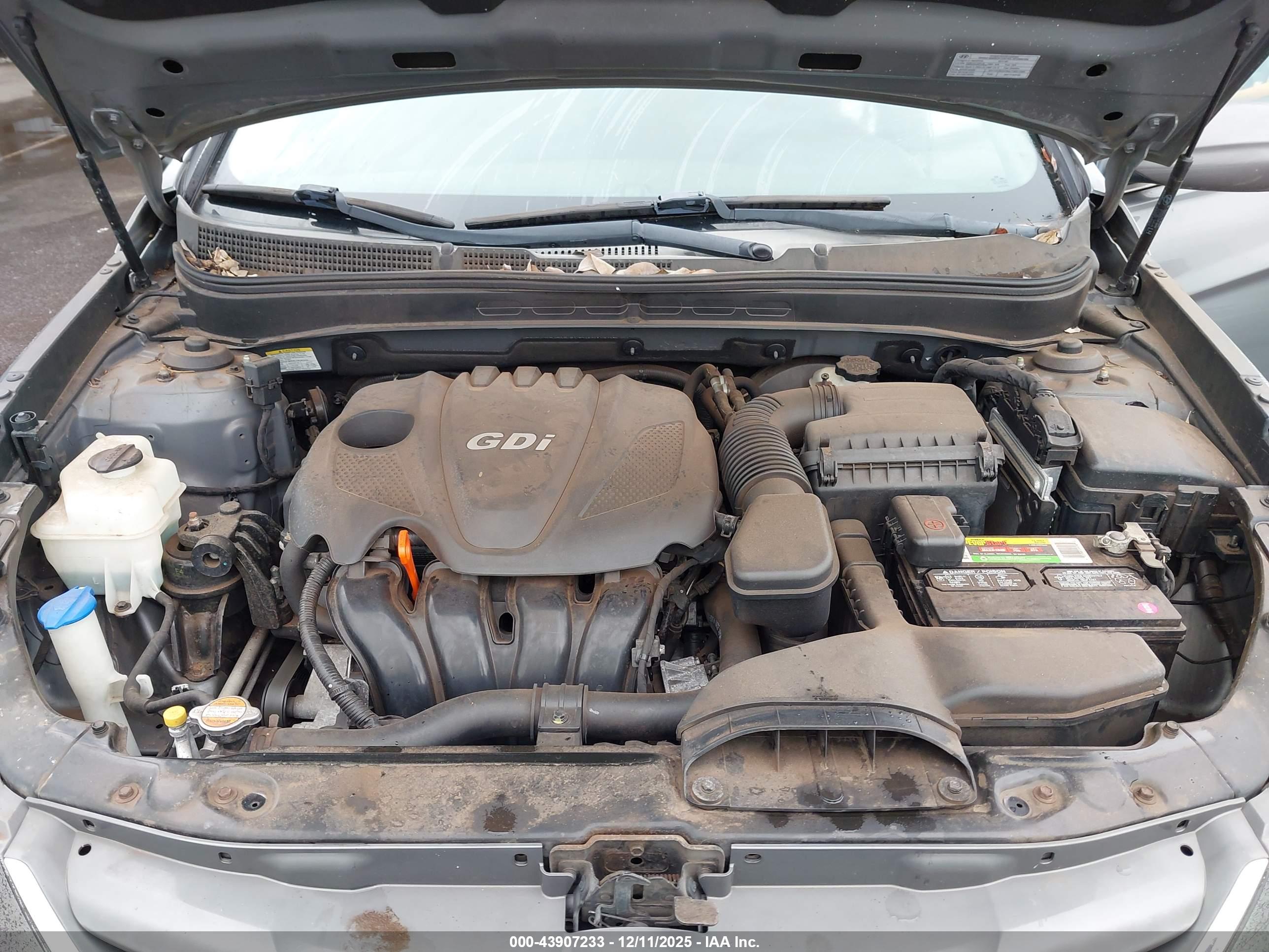 HYUNDAI SONATA image 10