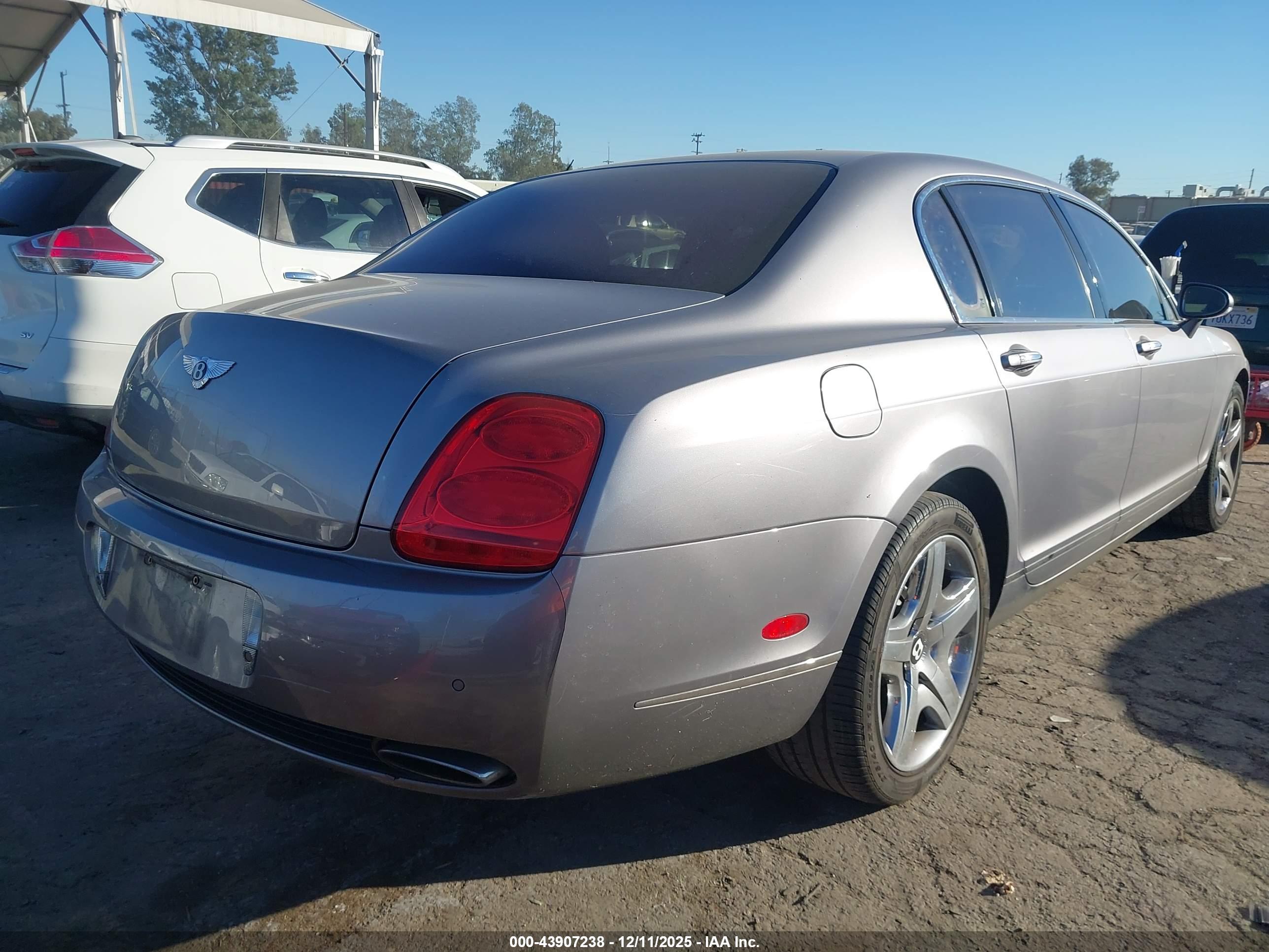 BENTLEY CONTINENTAL image 4