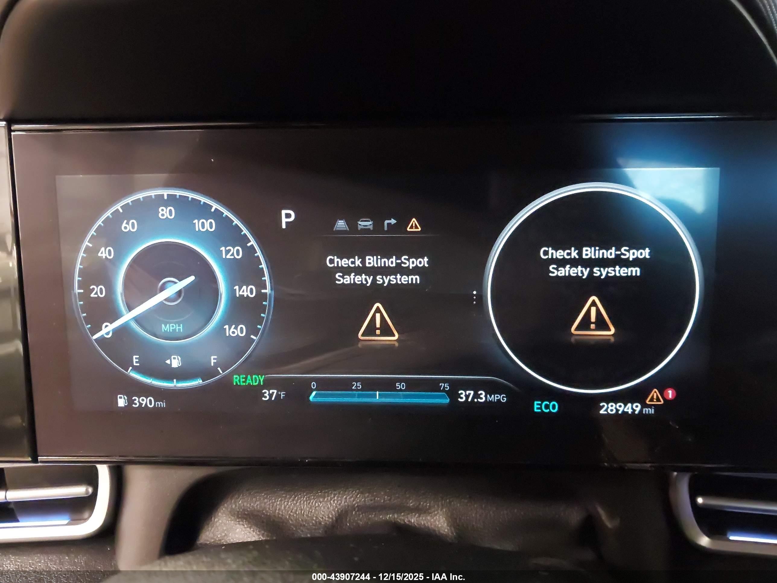 HYUNDAI ELANTRA image 7