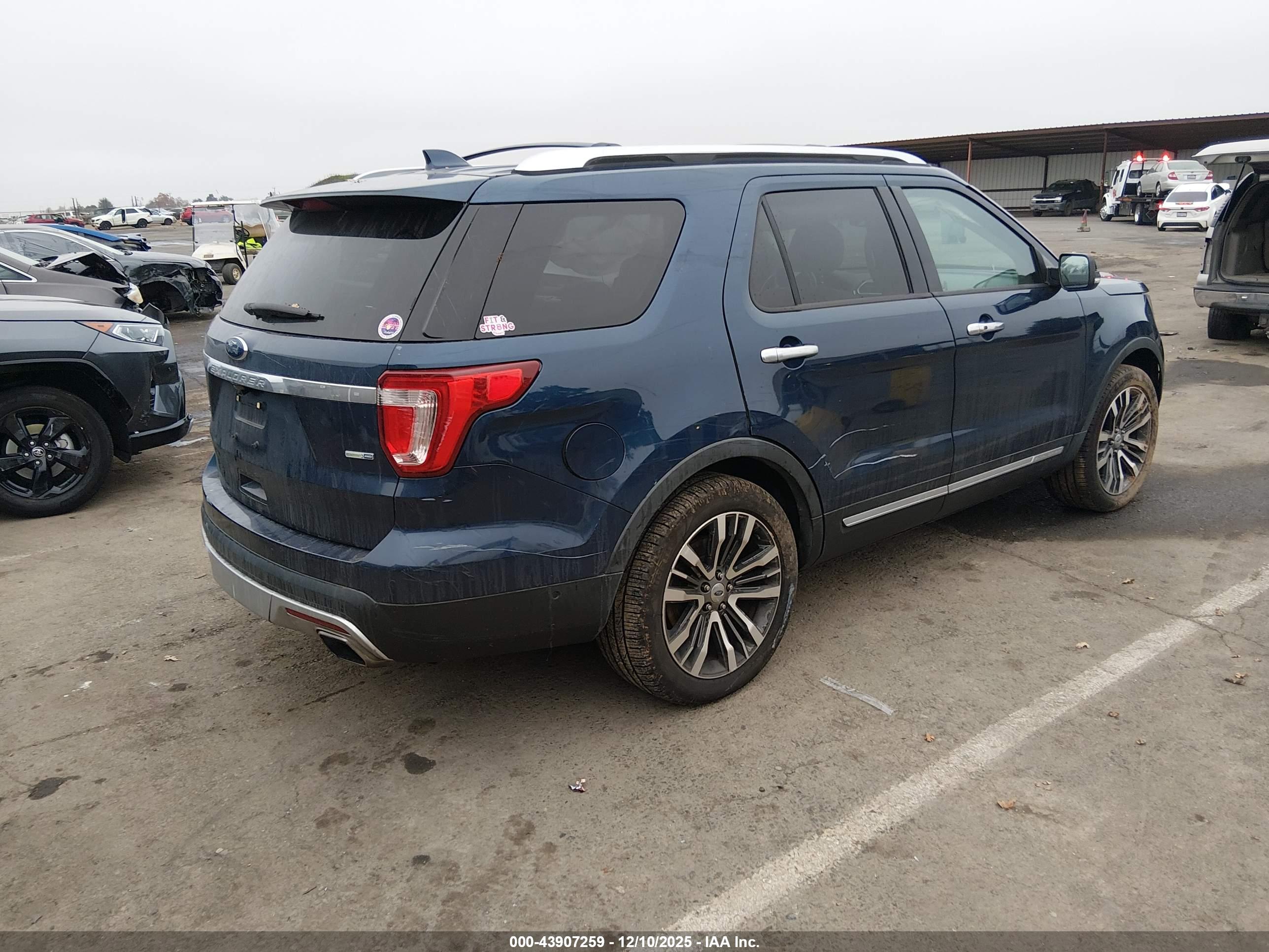 FORD EXPLORER image 4