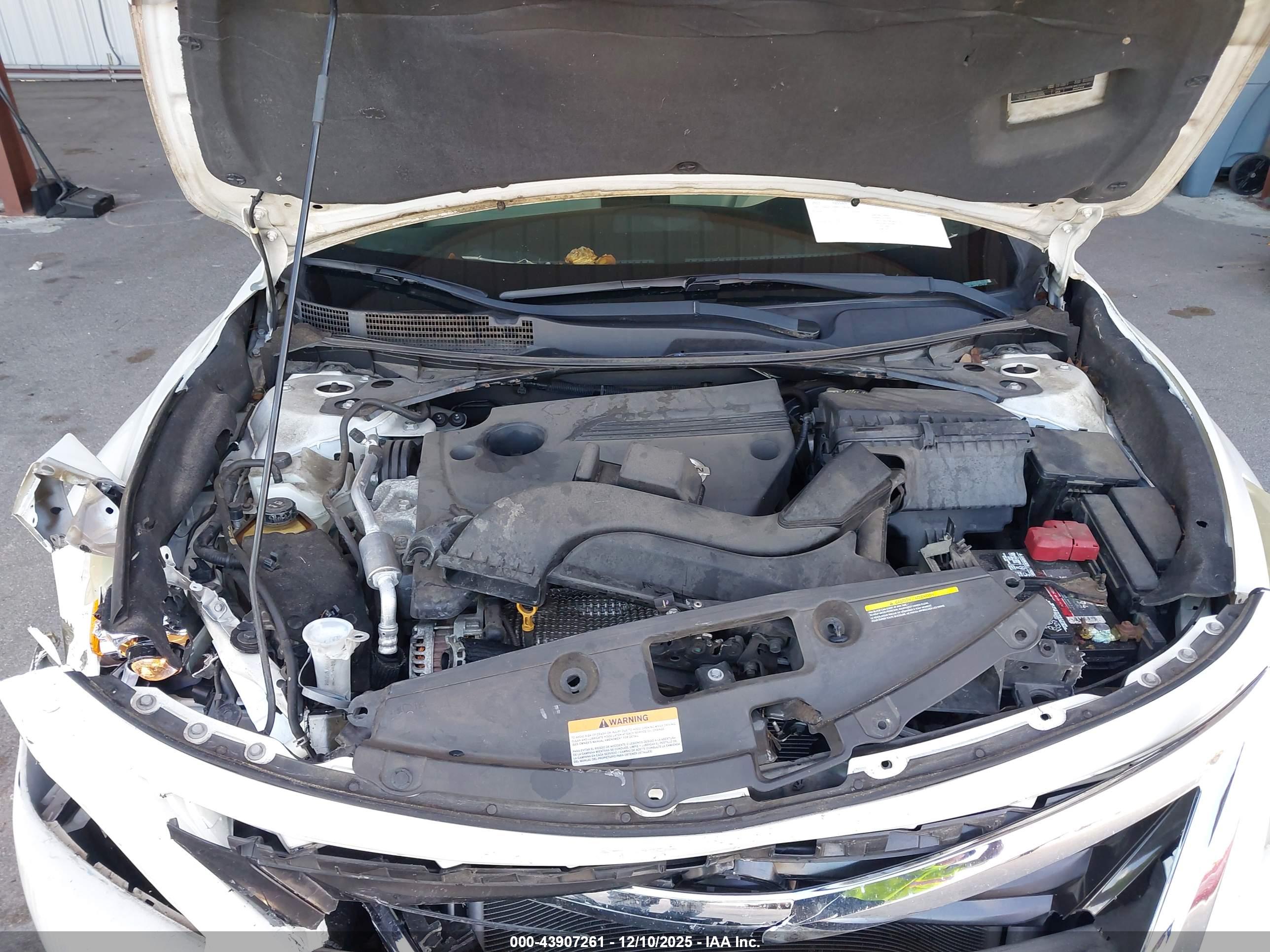 NISSAN ALTIMA image 10