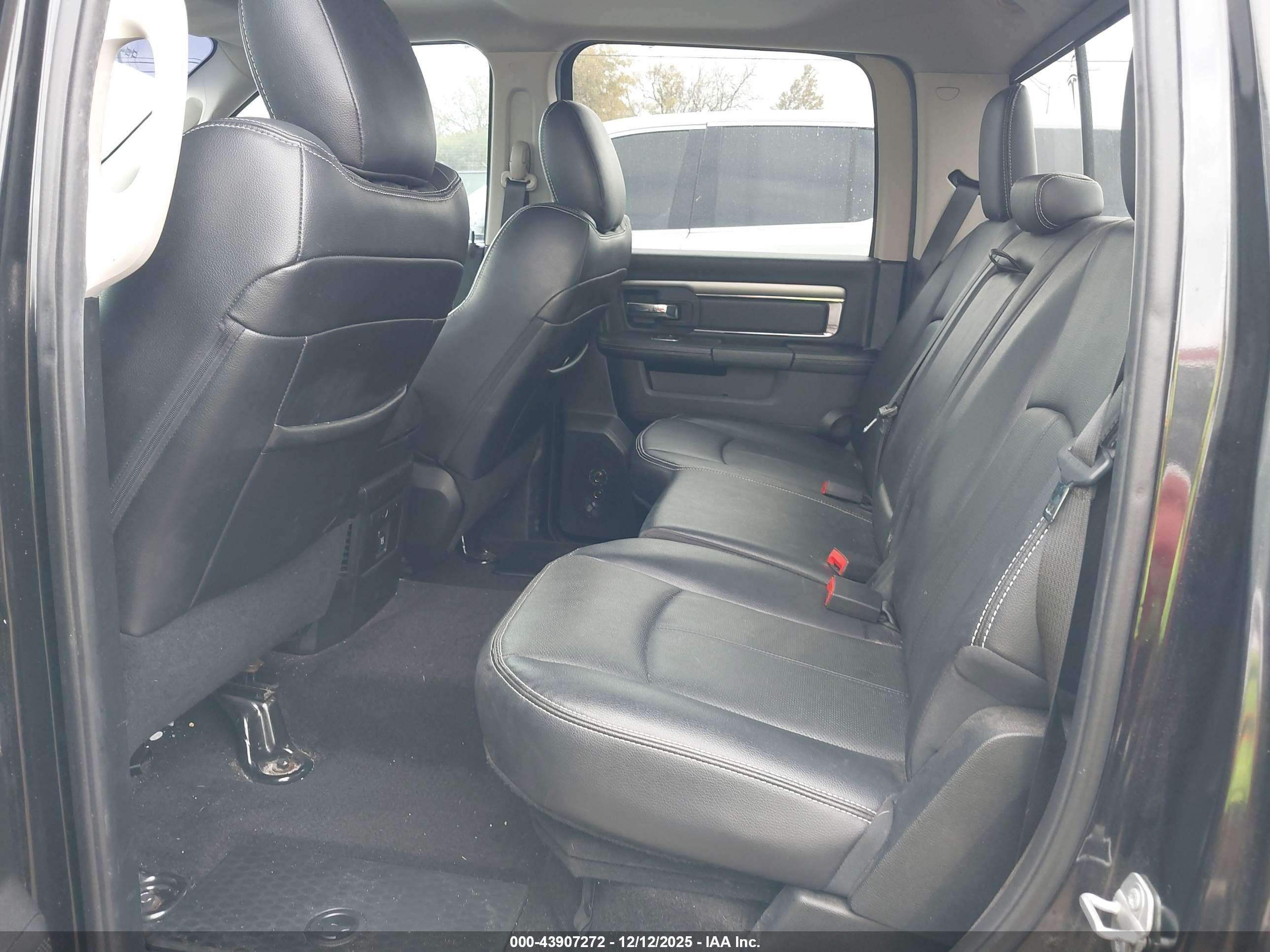 RAM 1500 image 8