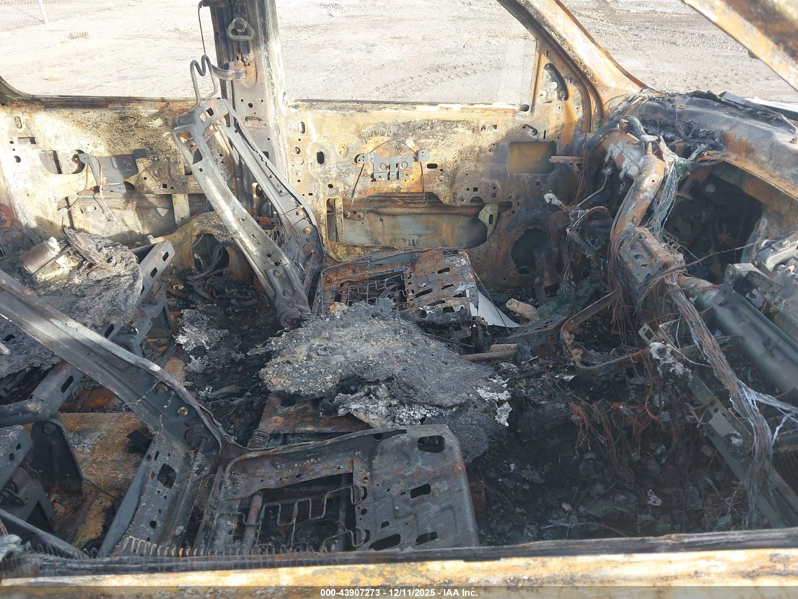 GMC YUKON image 5