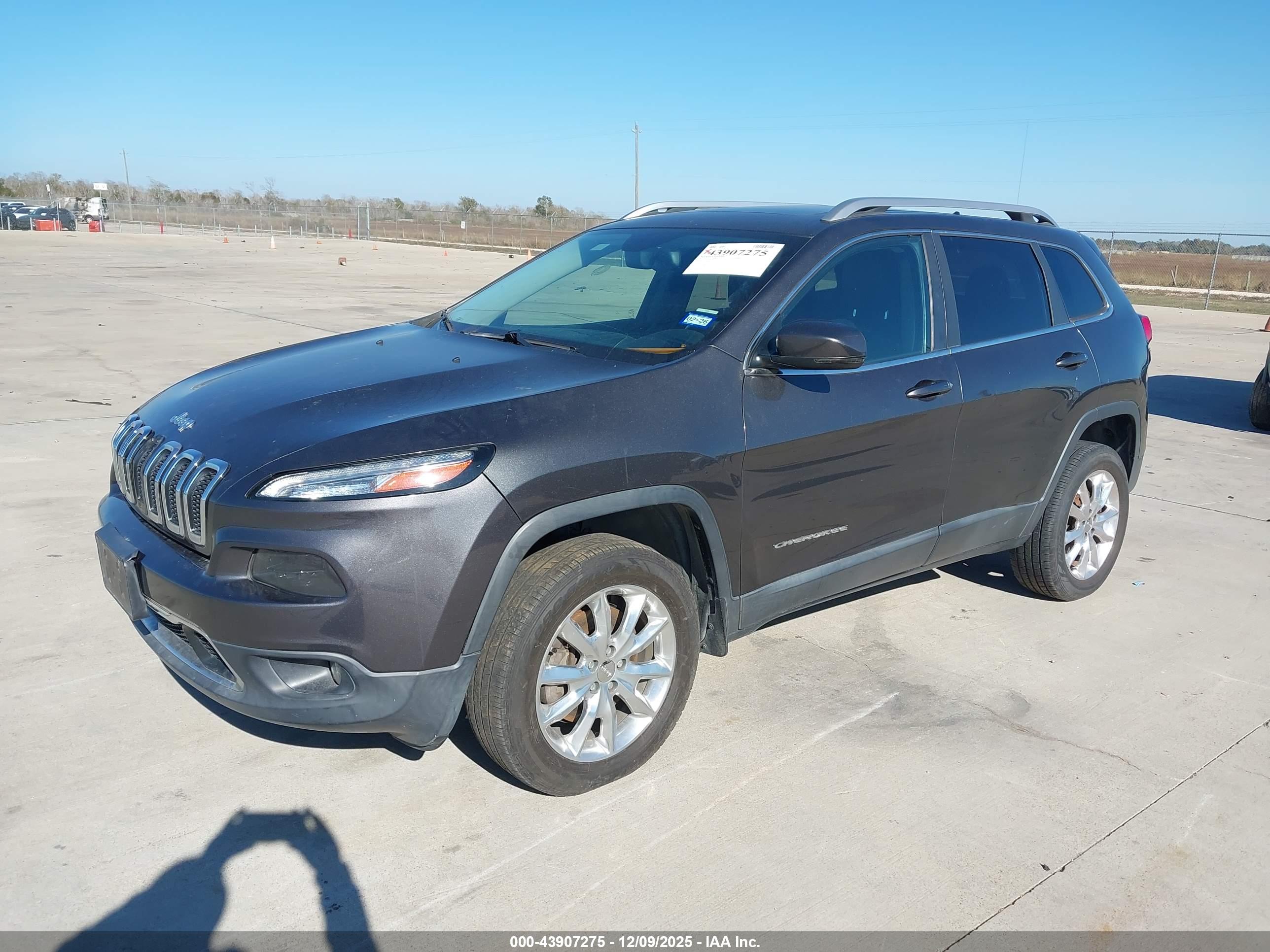 JEEP CHEROKEE image 2