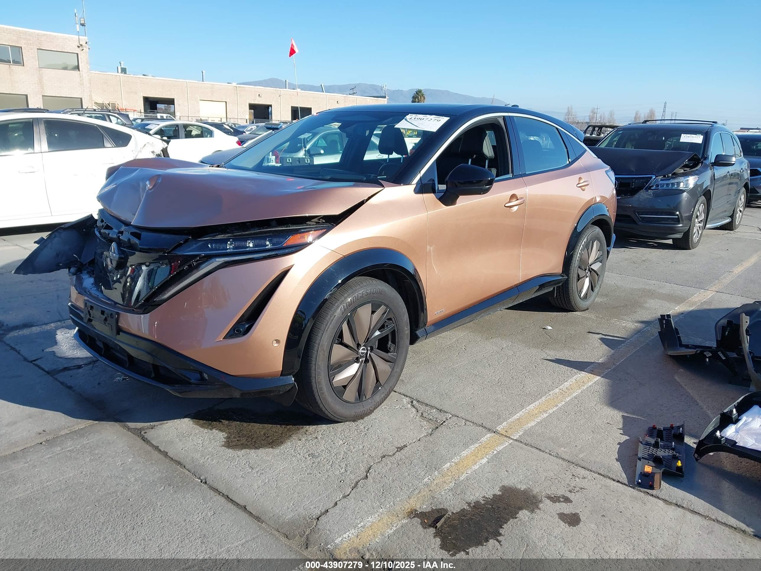 NISSAN ARIYA image 2