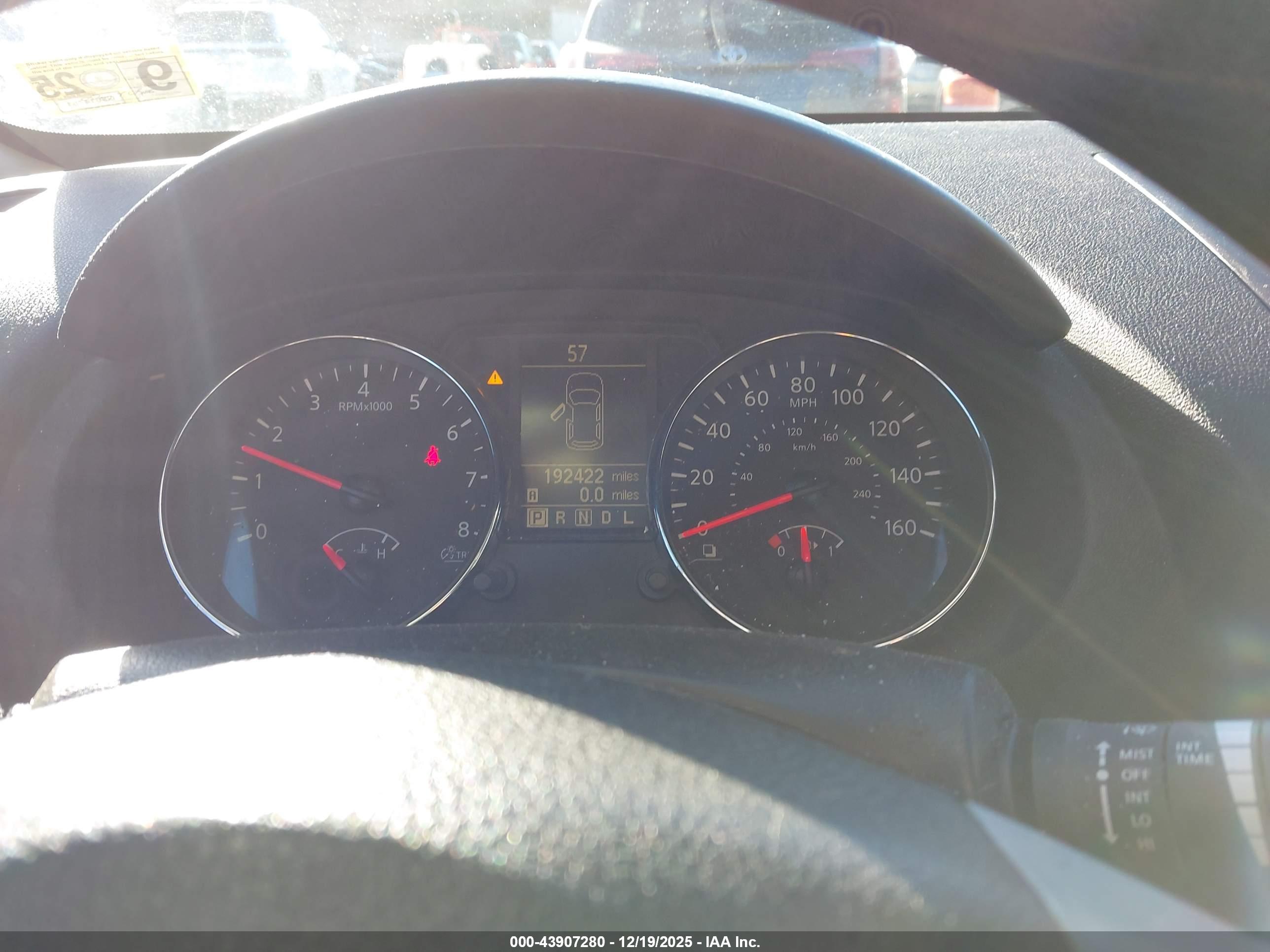 NISSAN ROGUE image 7