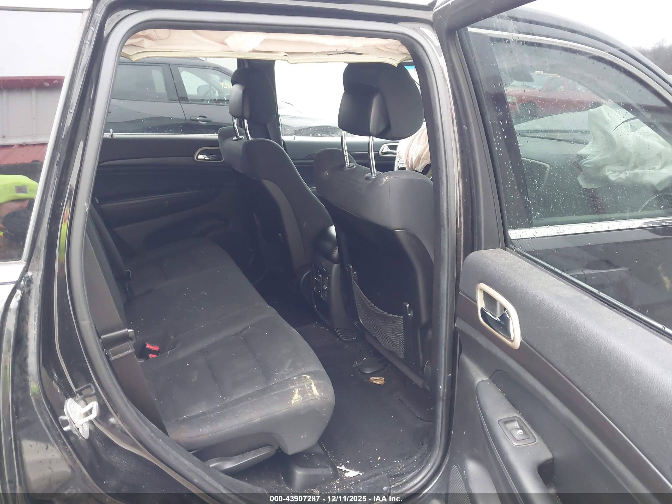 JEEP GRAND image 8
