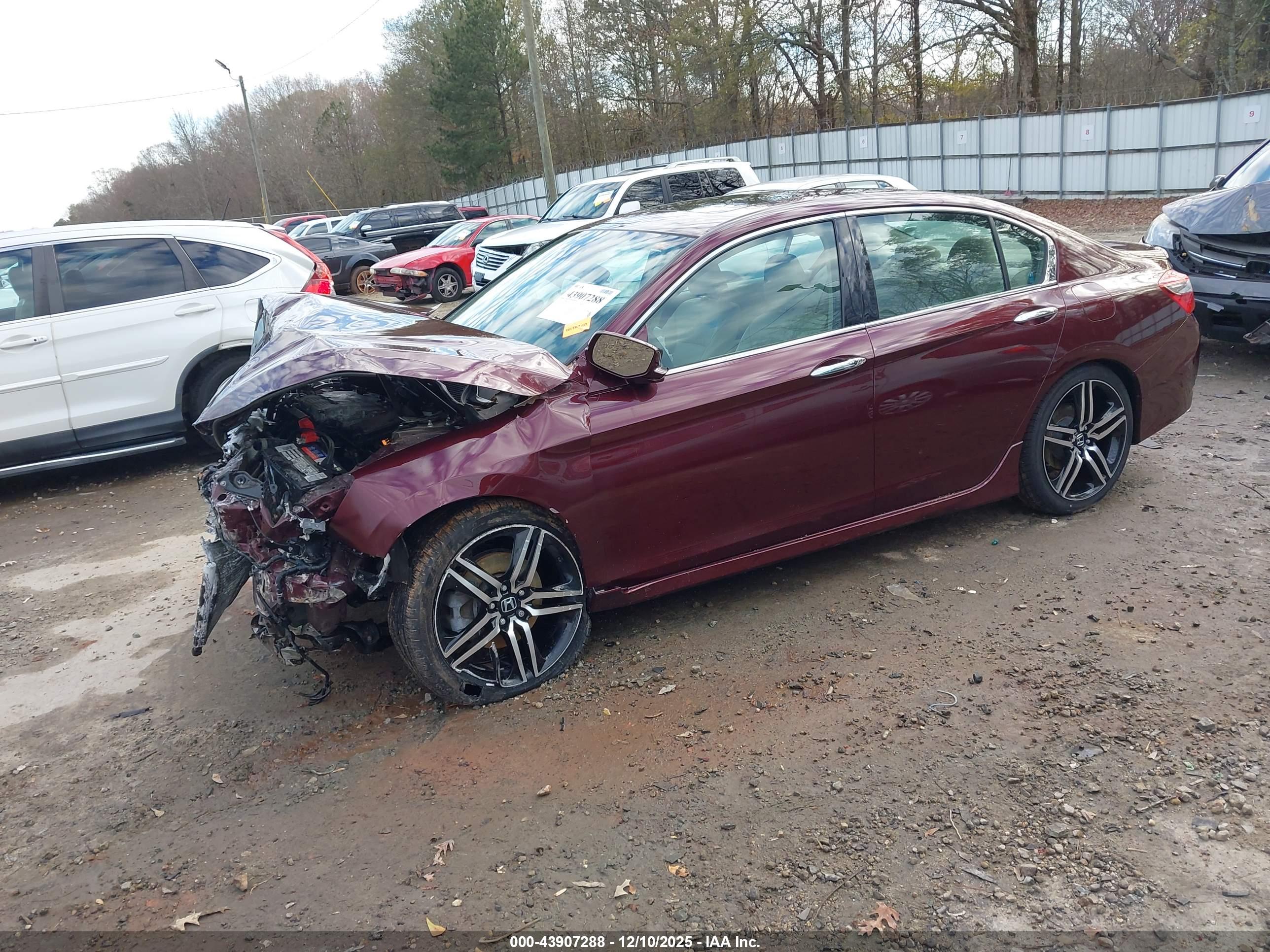 HONDA ACCORD image 2