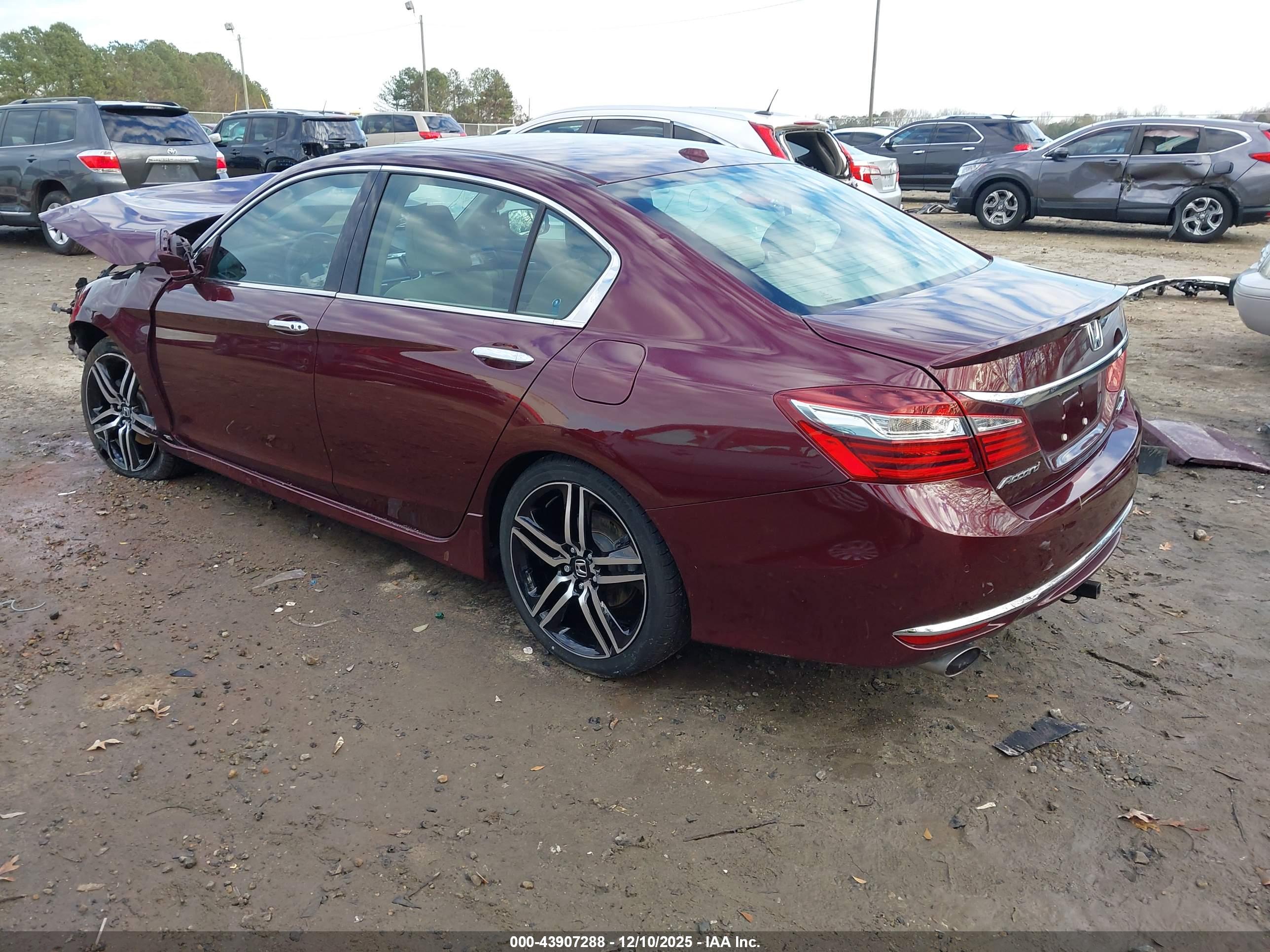 HONDA ACCORD image 3