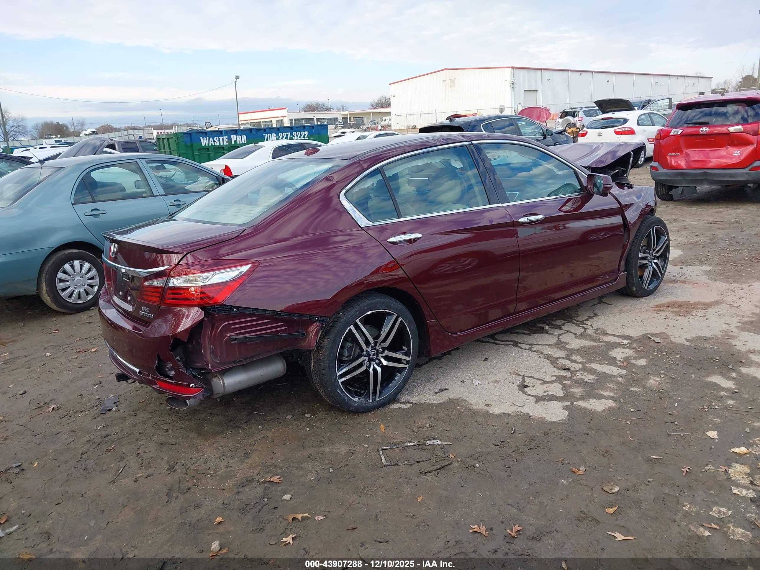HONDA ACCORD image 4