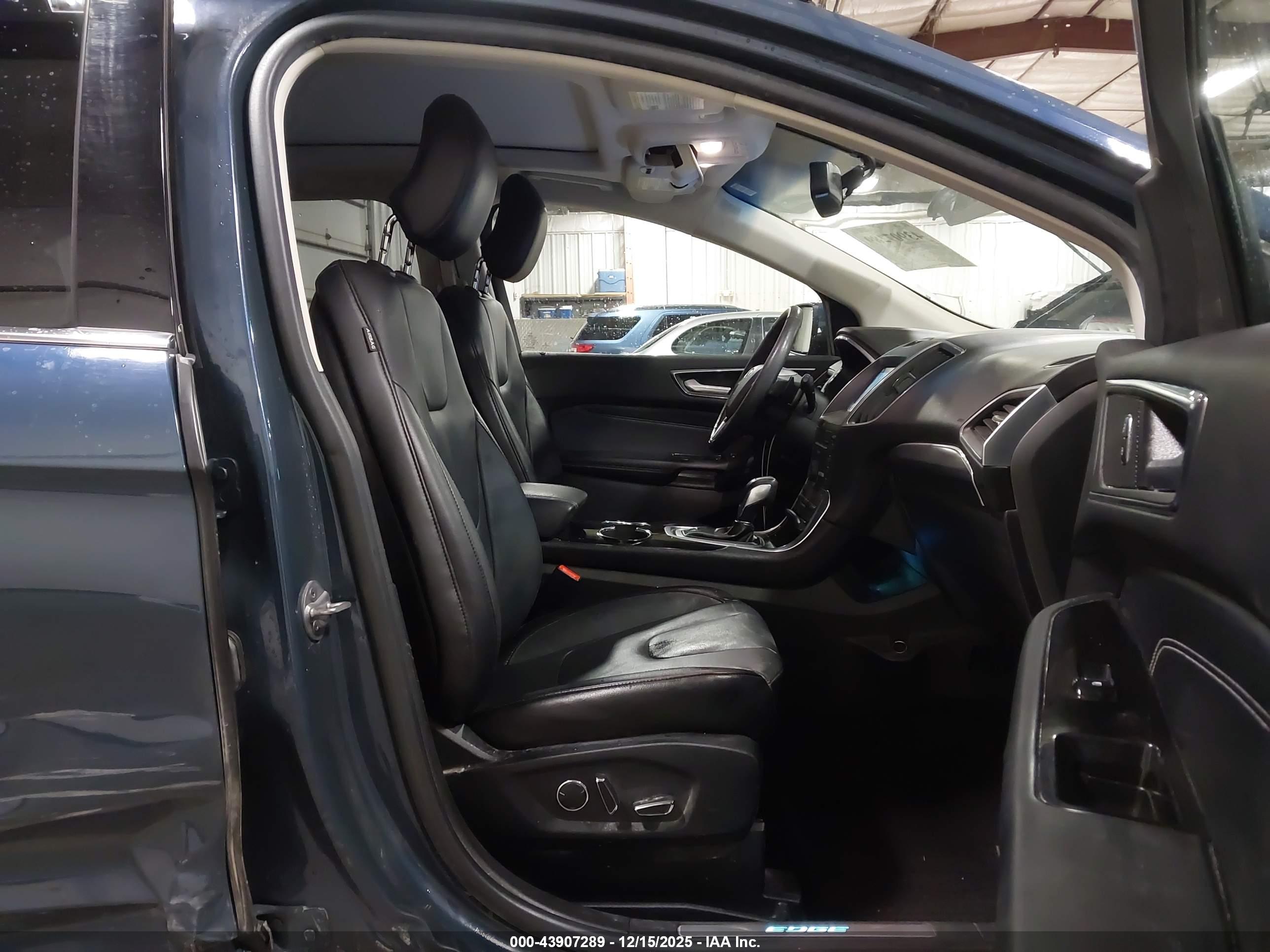 FORD EDGE image 5
