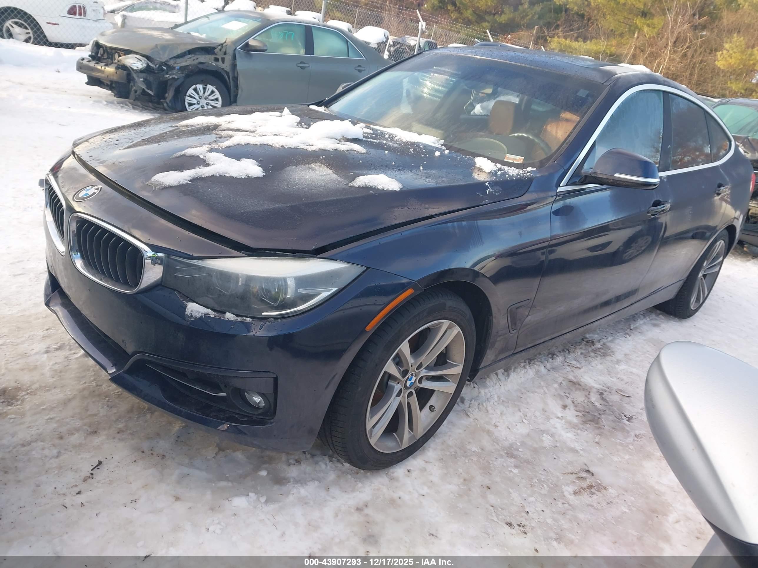 BMW 340I image 2