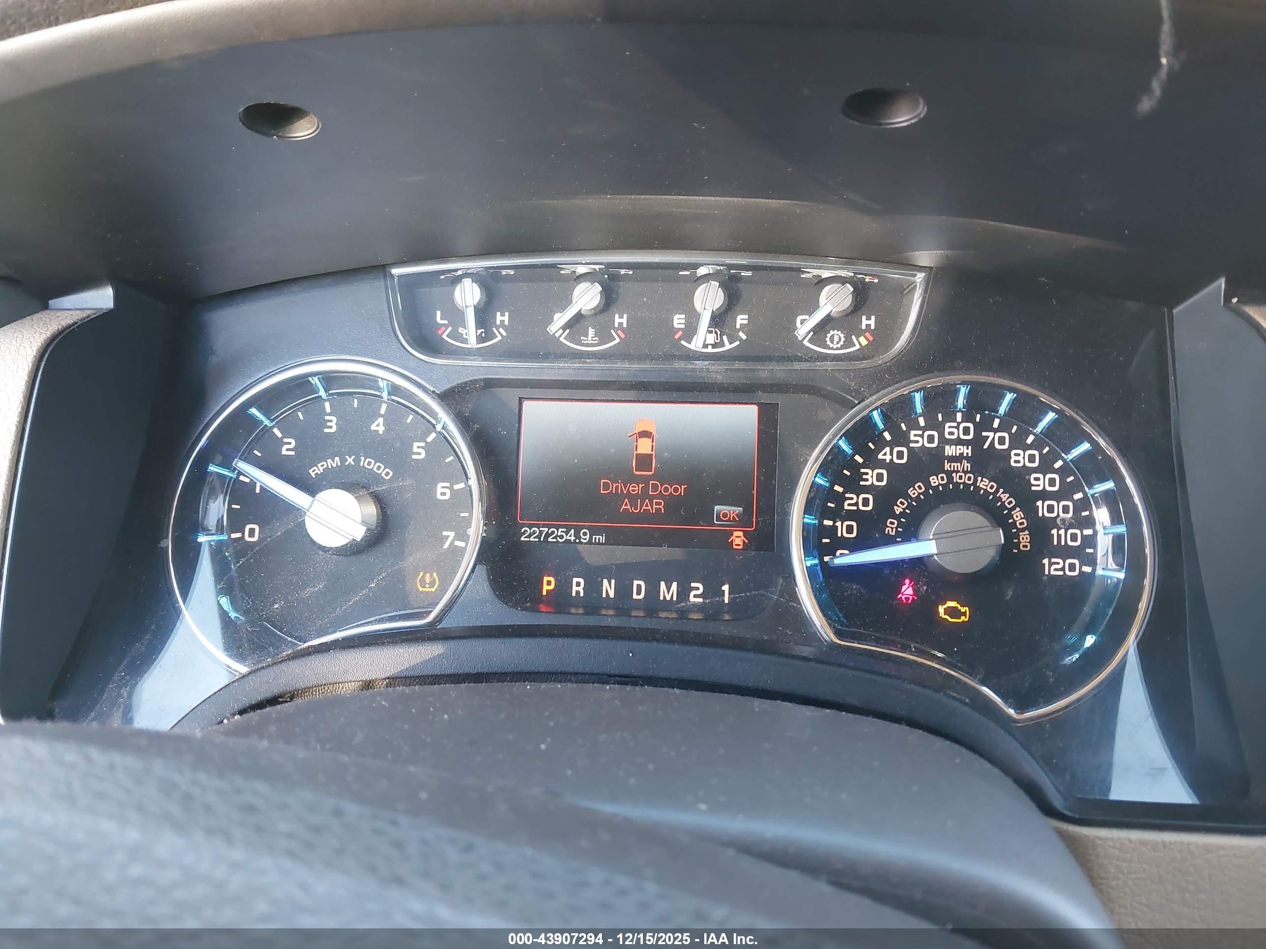 FORD F-150 image 7