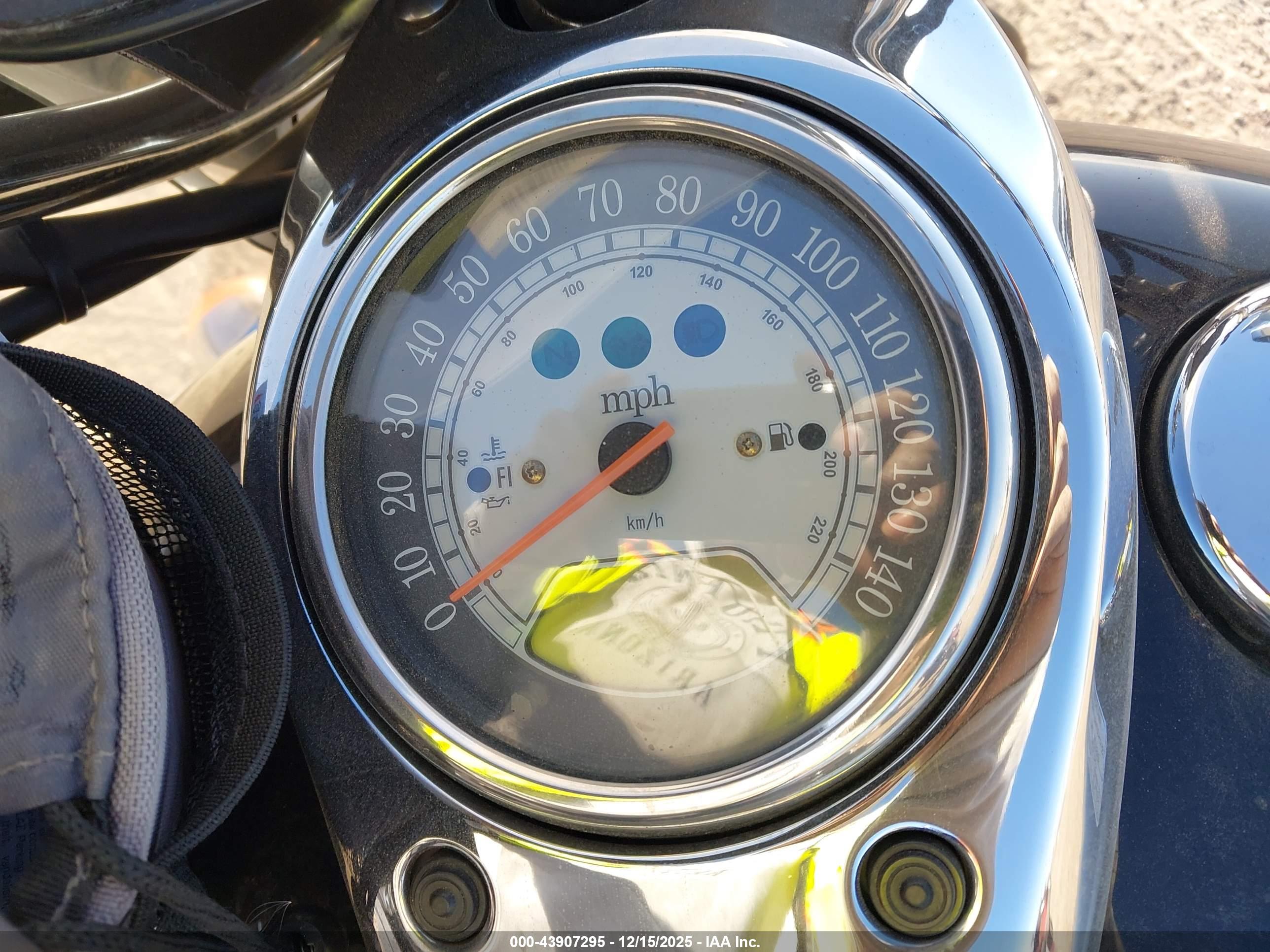KAWASAKI VN1600 image 7
