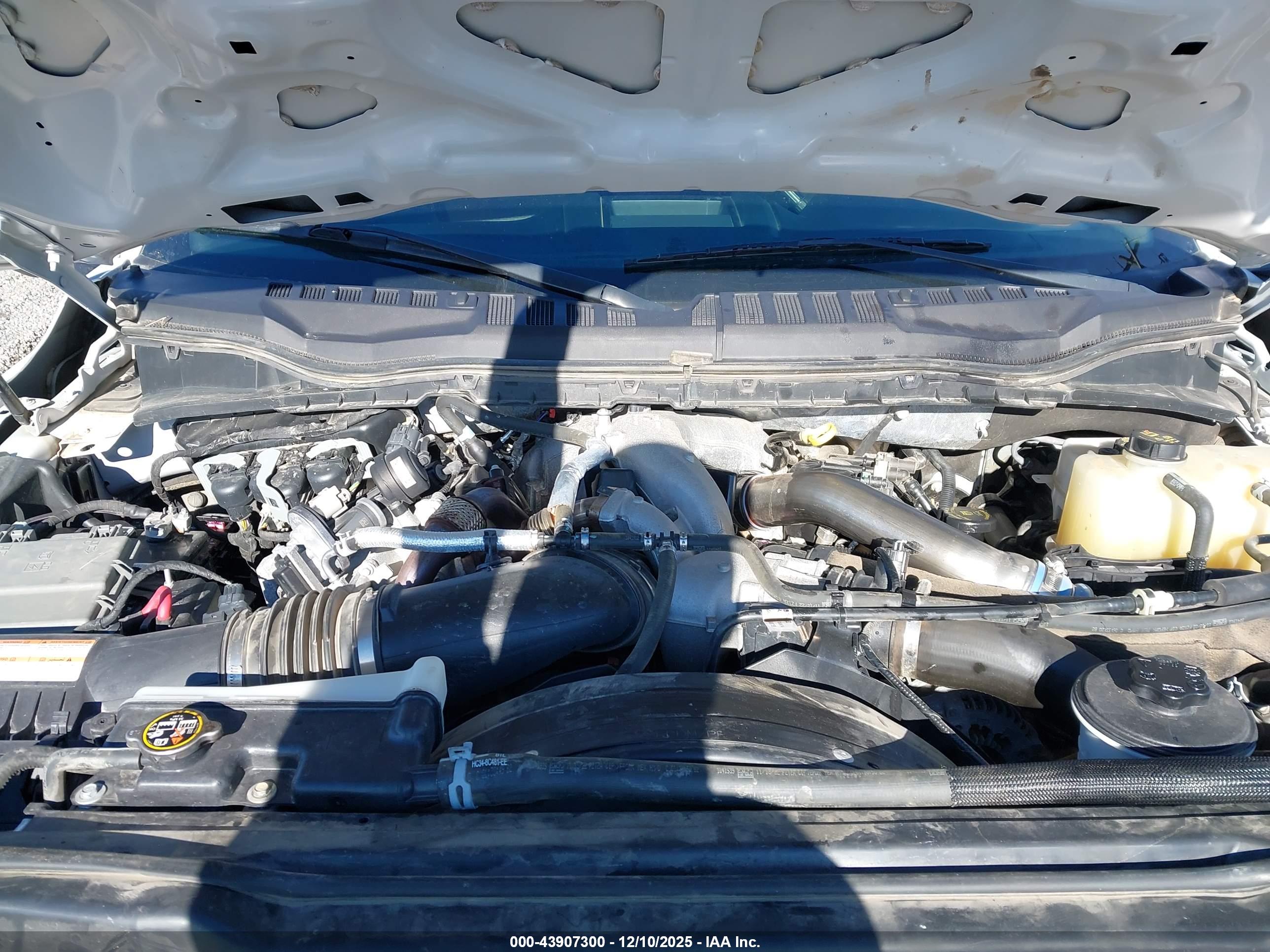 FORD F-350 image 10