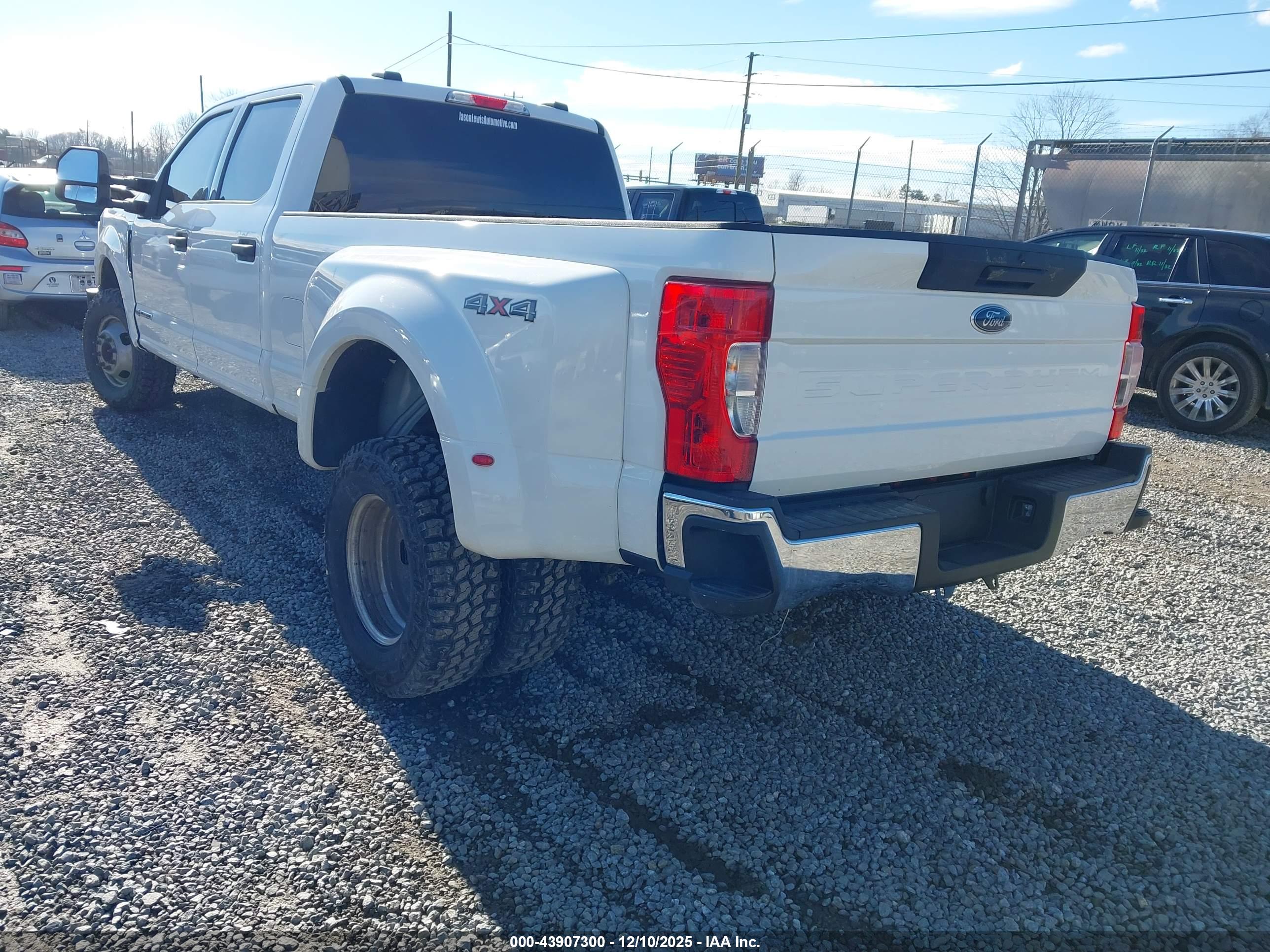 FORD F-350 image 3