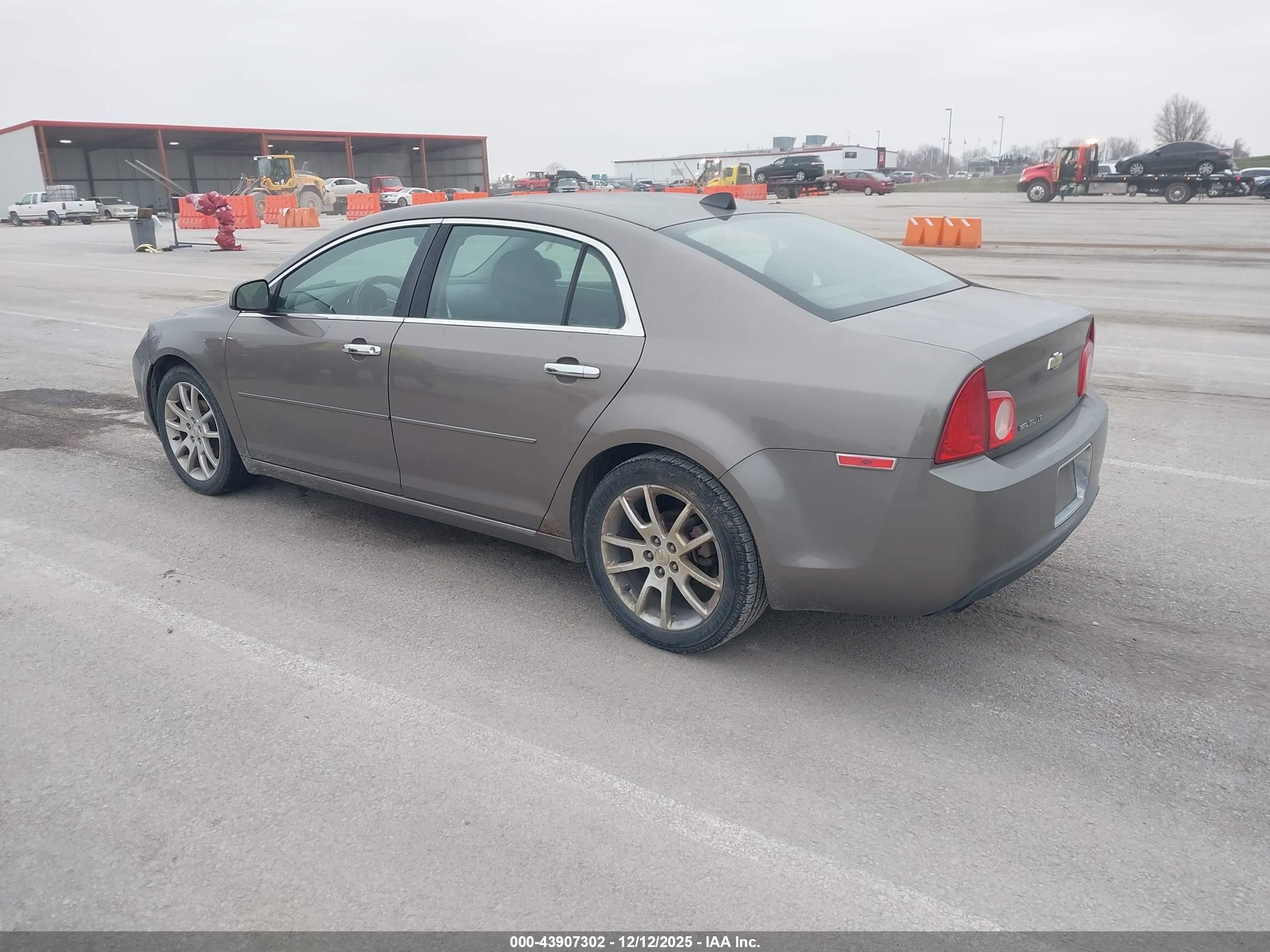 CHEVROLET MALIBU image 3