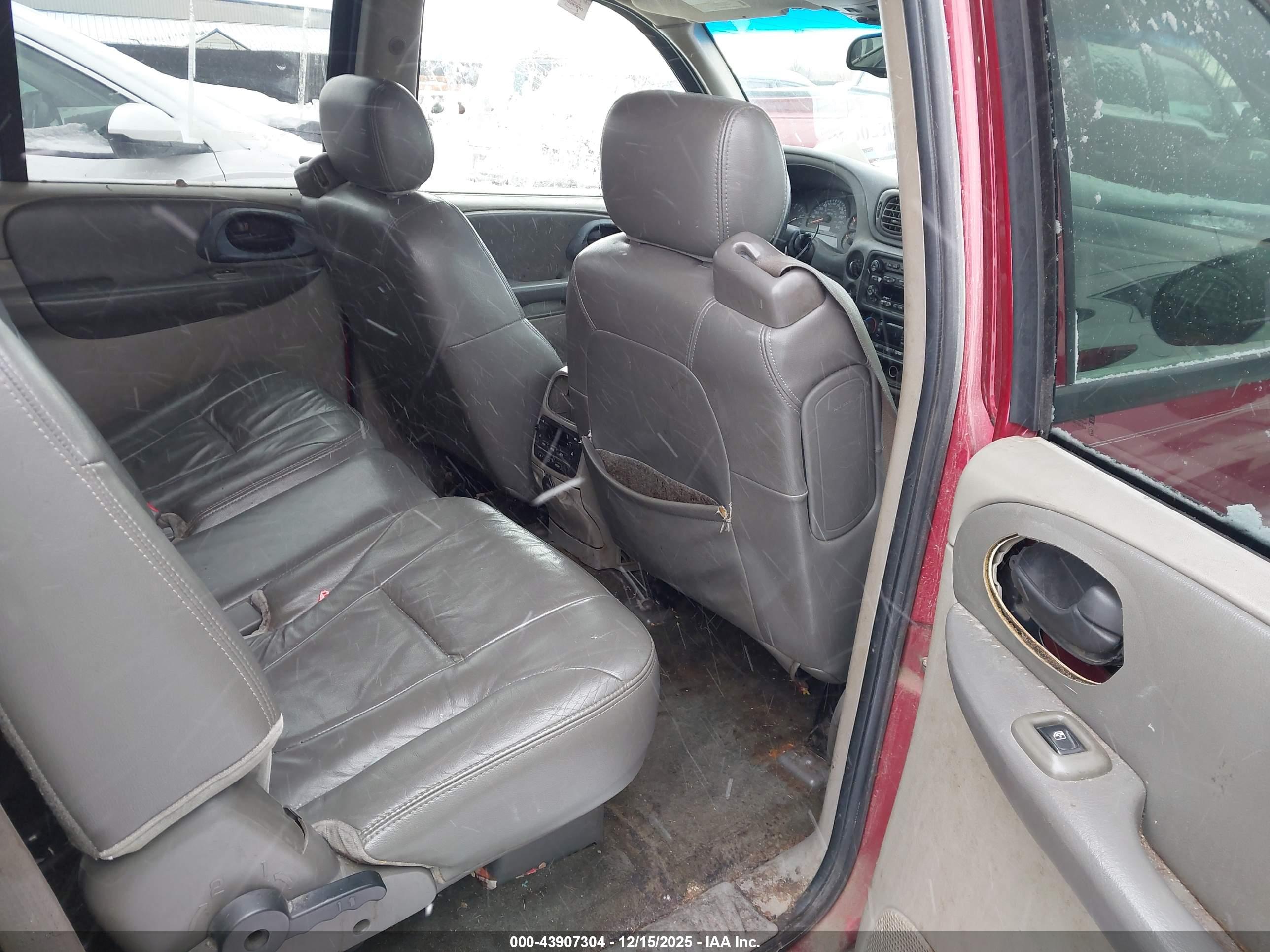CHEVROLET TRAILBLAZER image 8