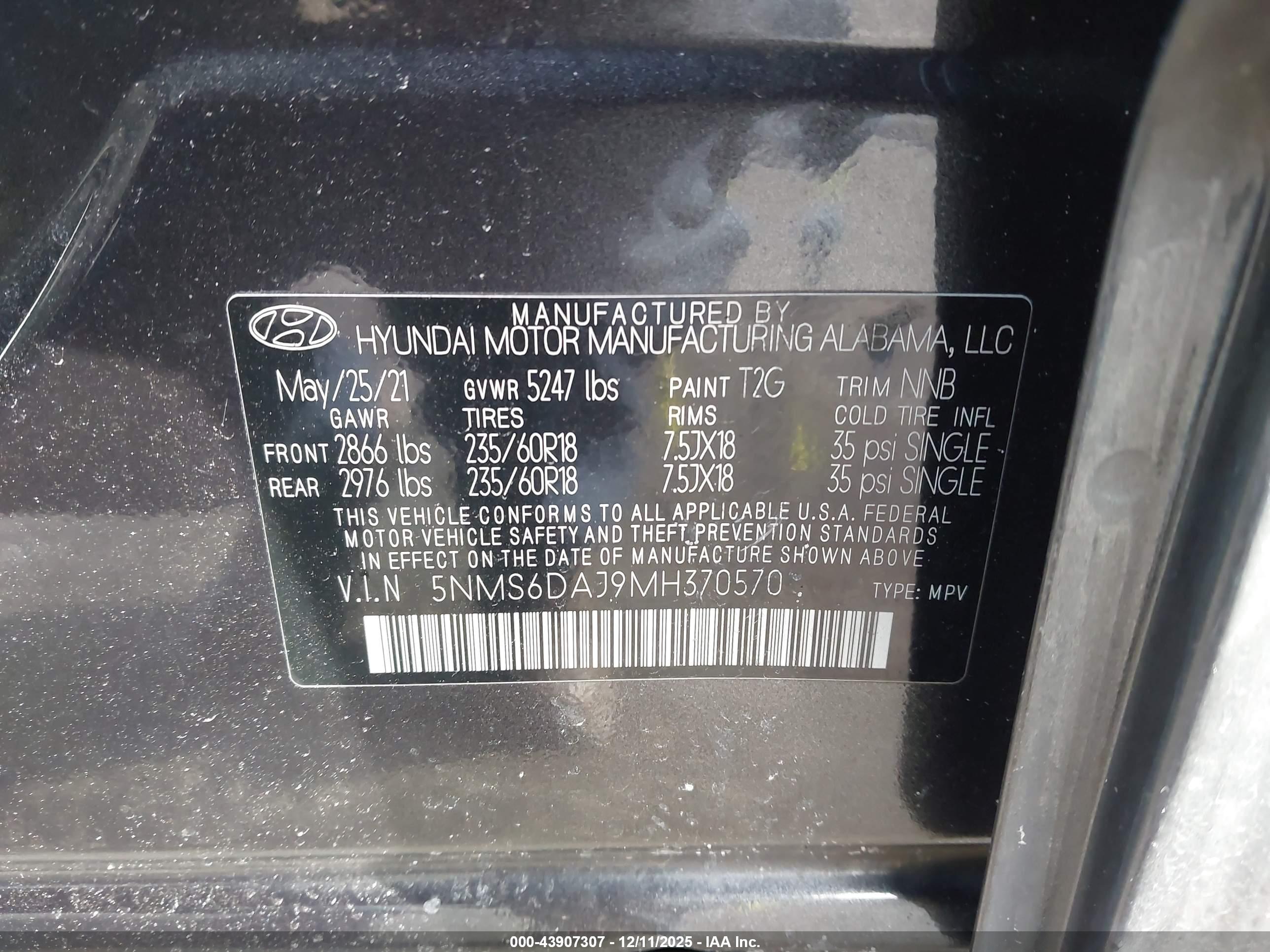 HYUNDAI SANTA image 9