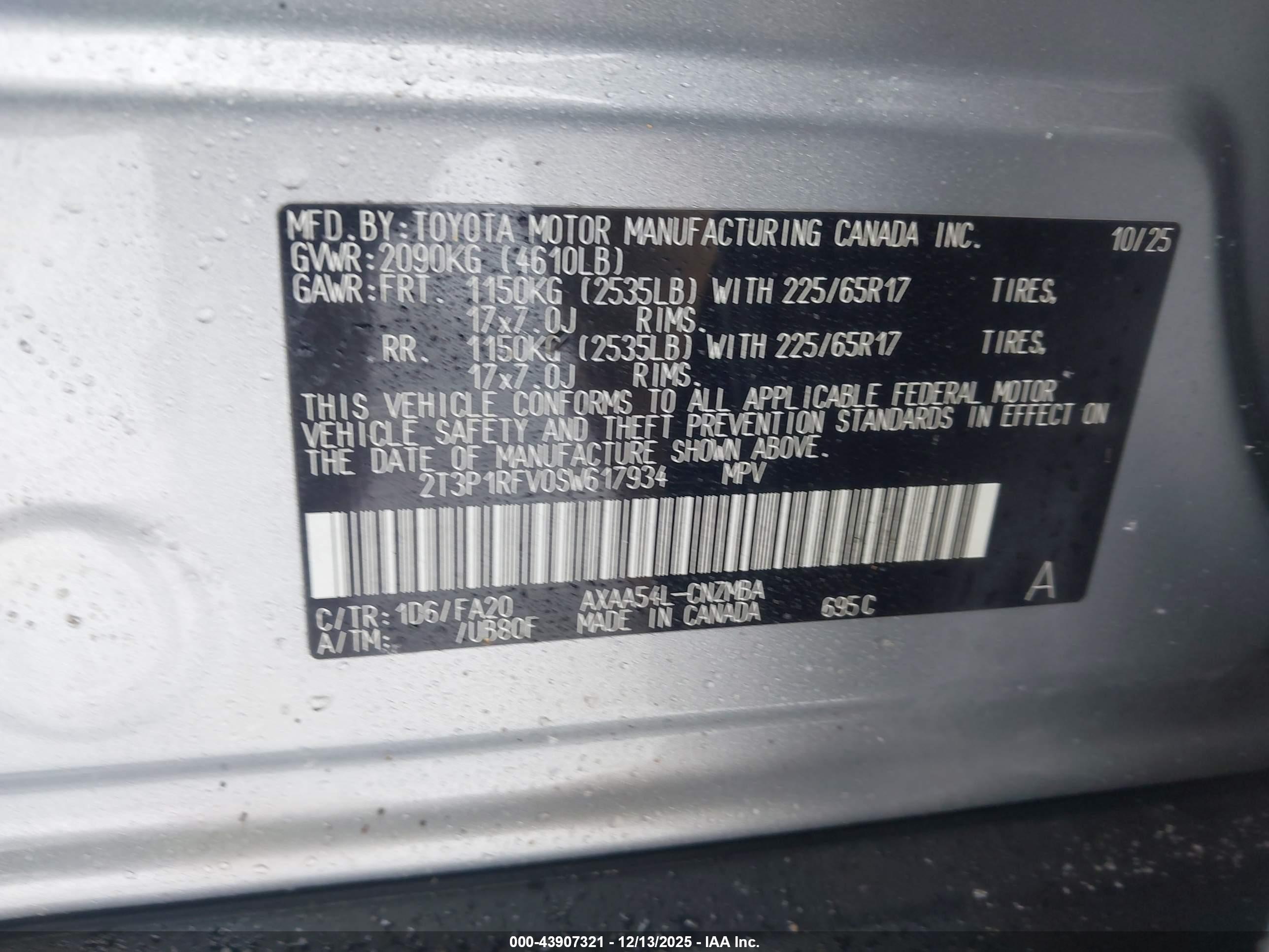 TOYOTA RAV4 image 9