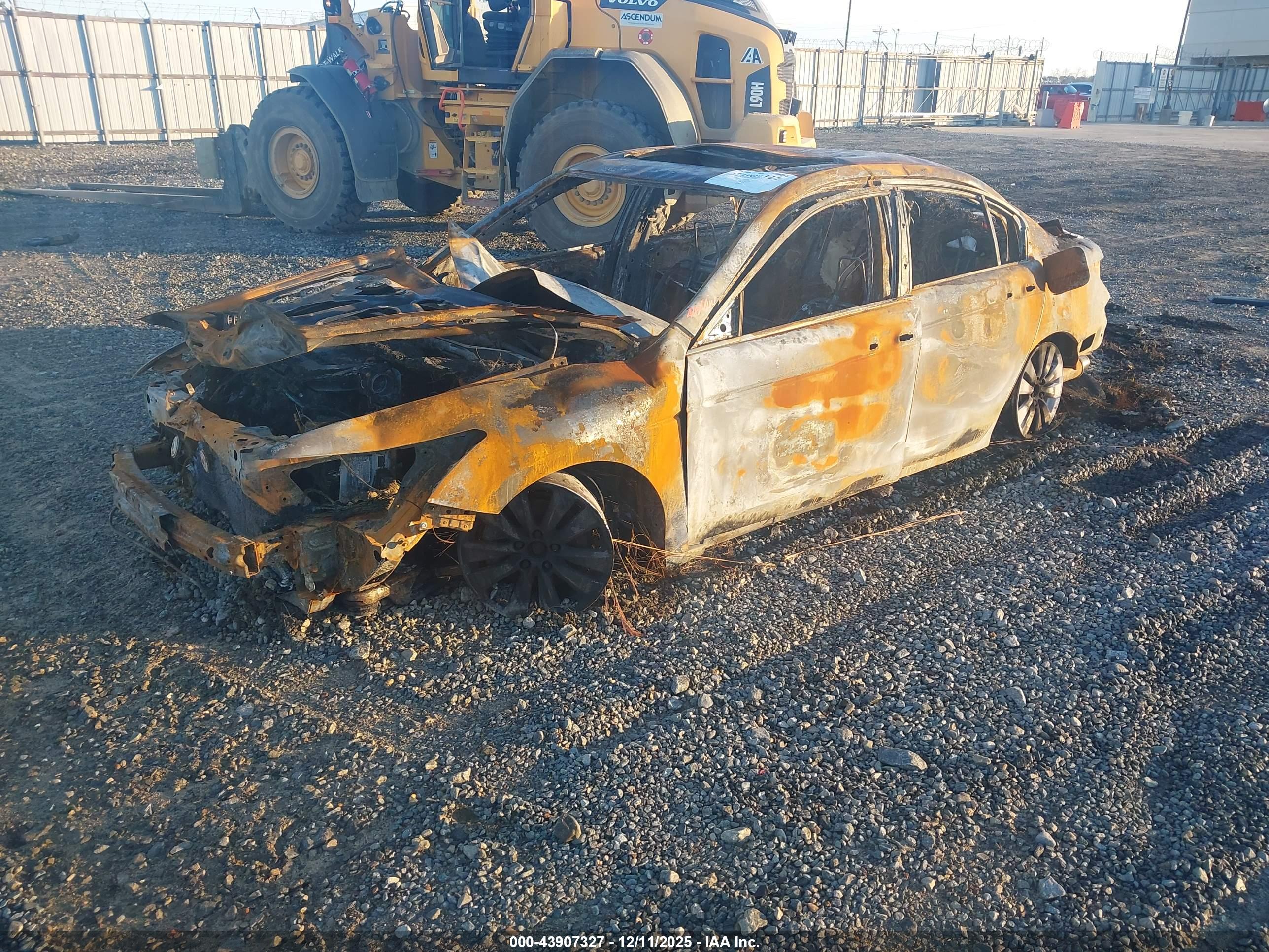 HONDA ACCORD image 2