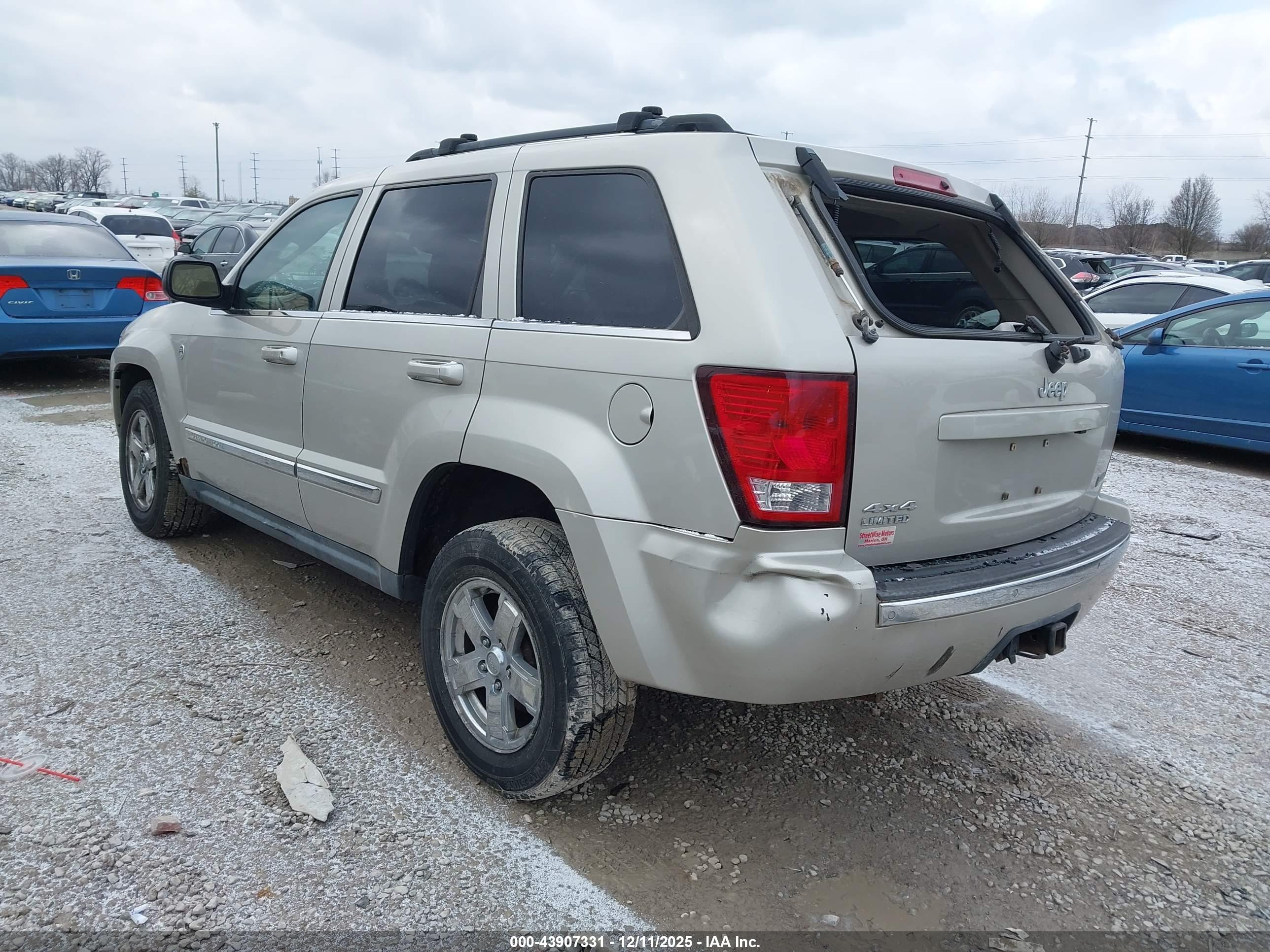 JEEP GRAND image 3