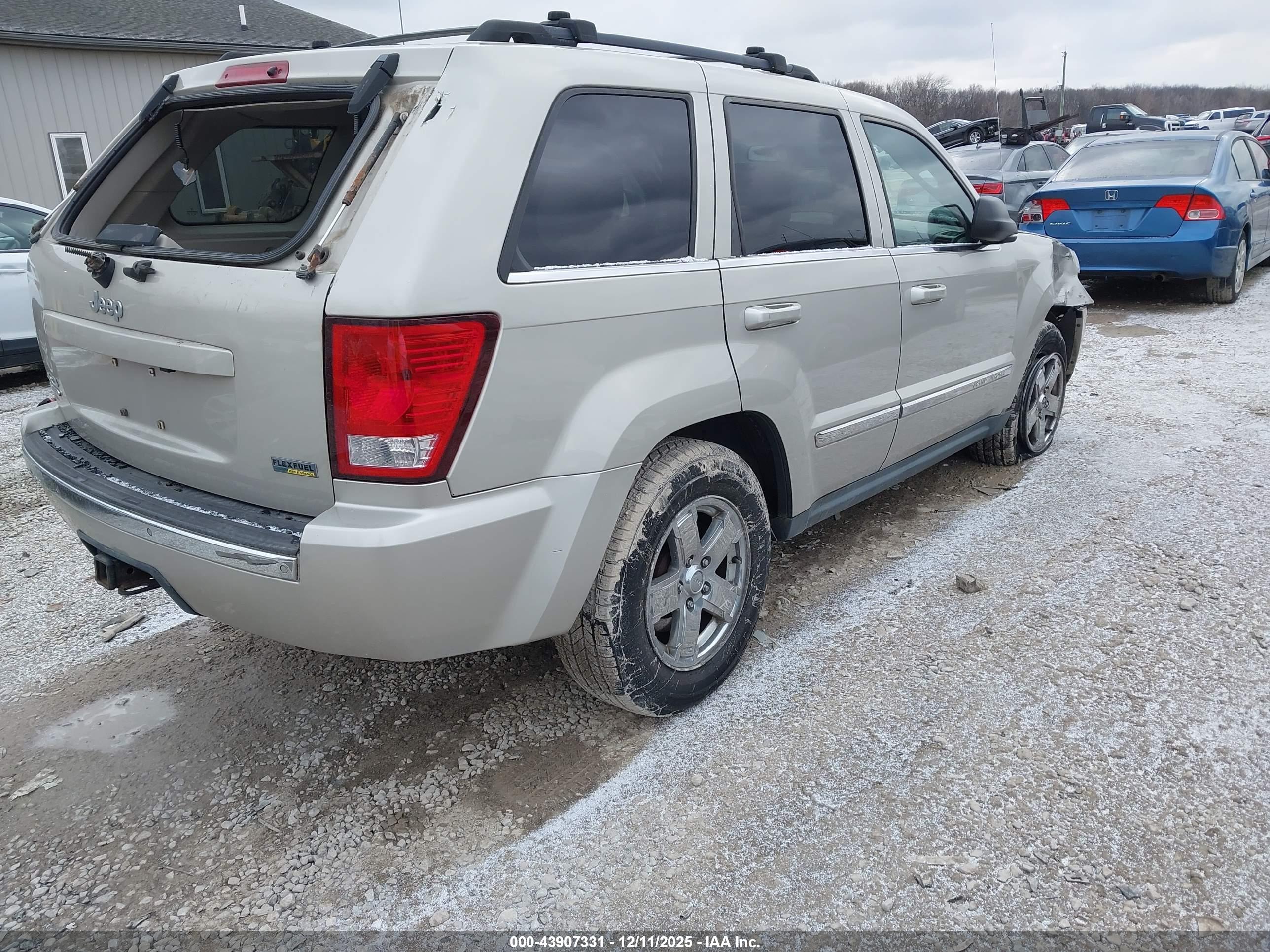 JEEP GRAND image 4