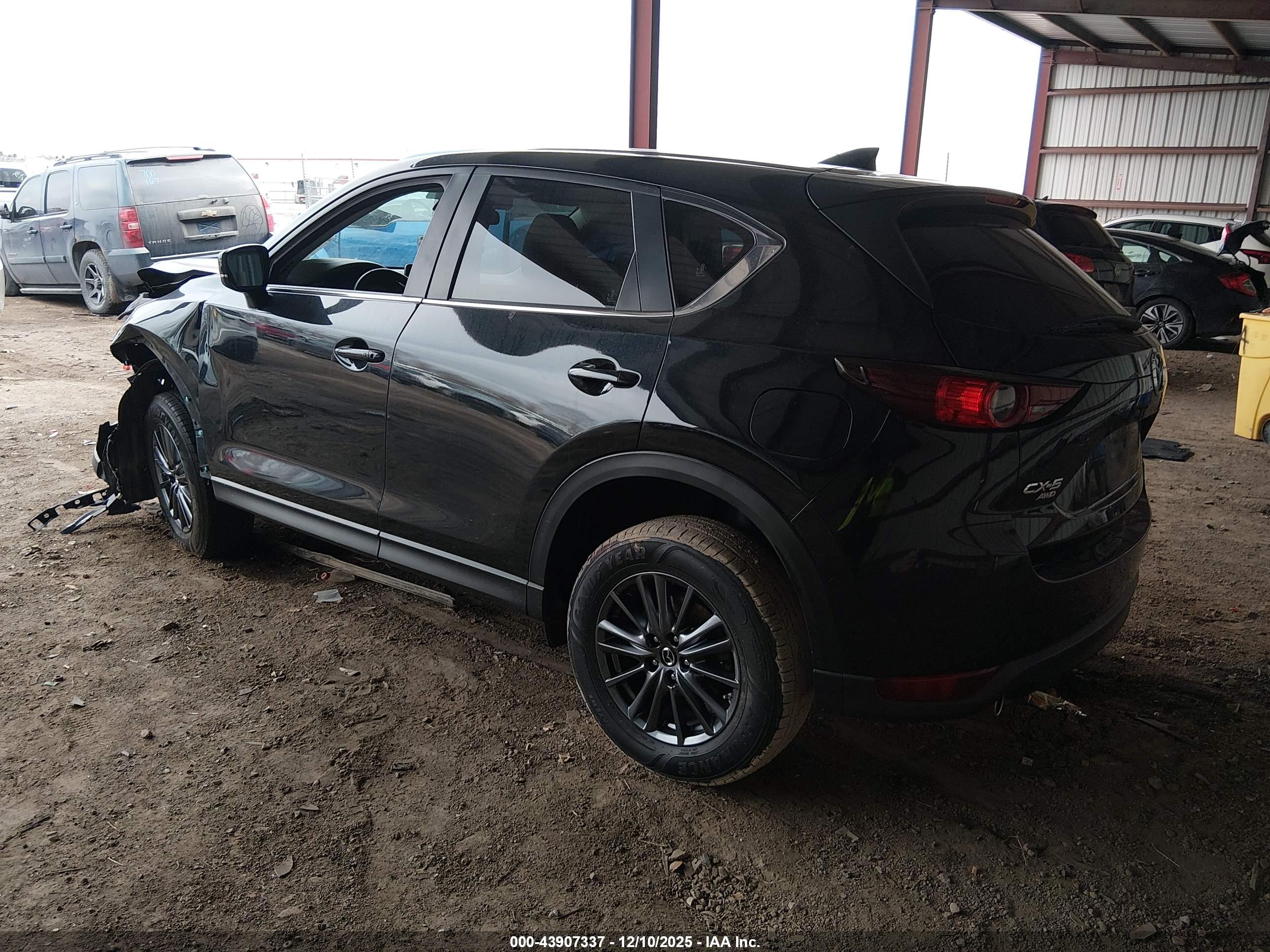 MAZDA CX-5 image 3