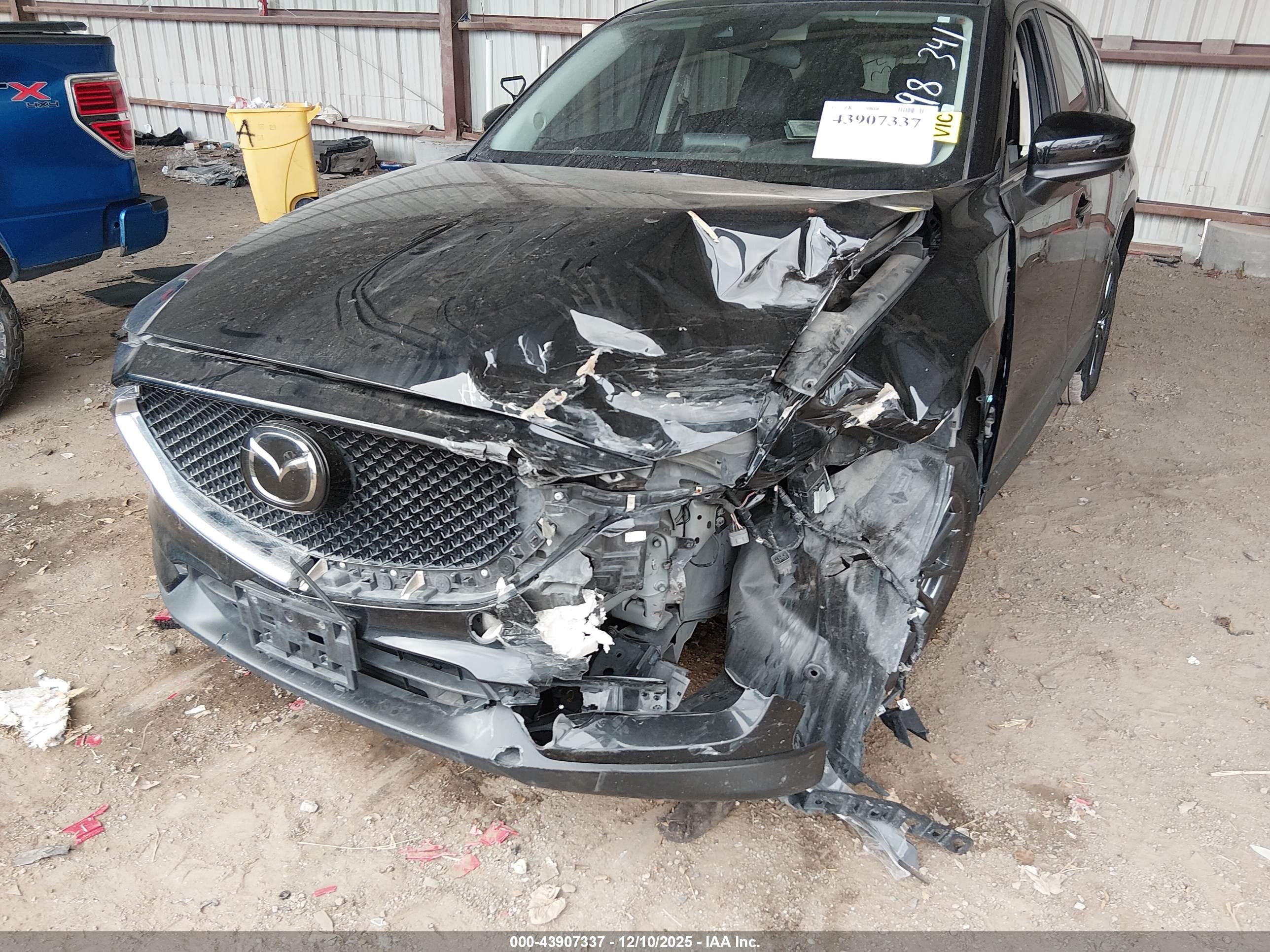 MAZDA CX-5 image 6