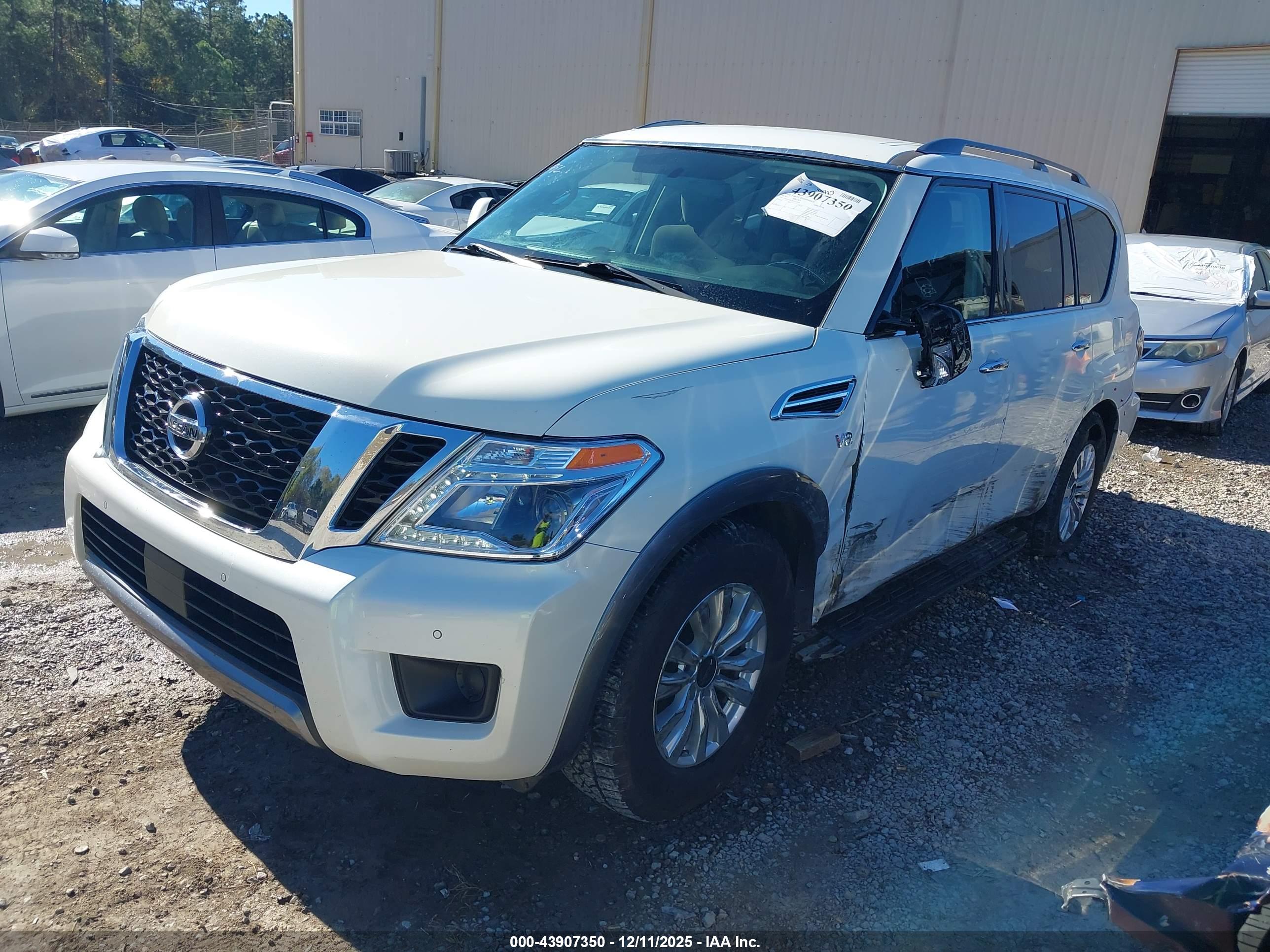 NISSAN ARMADA image 2
