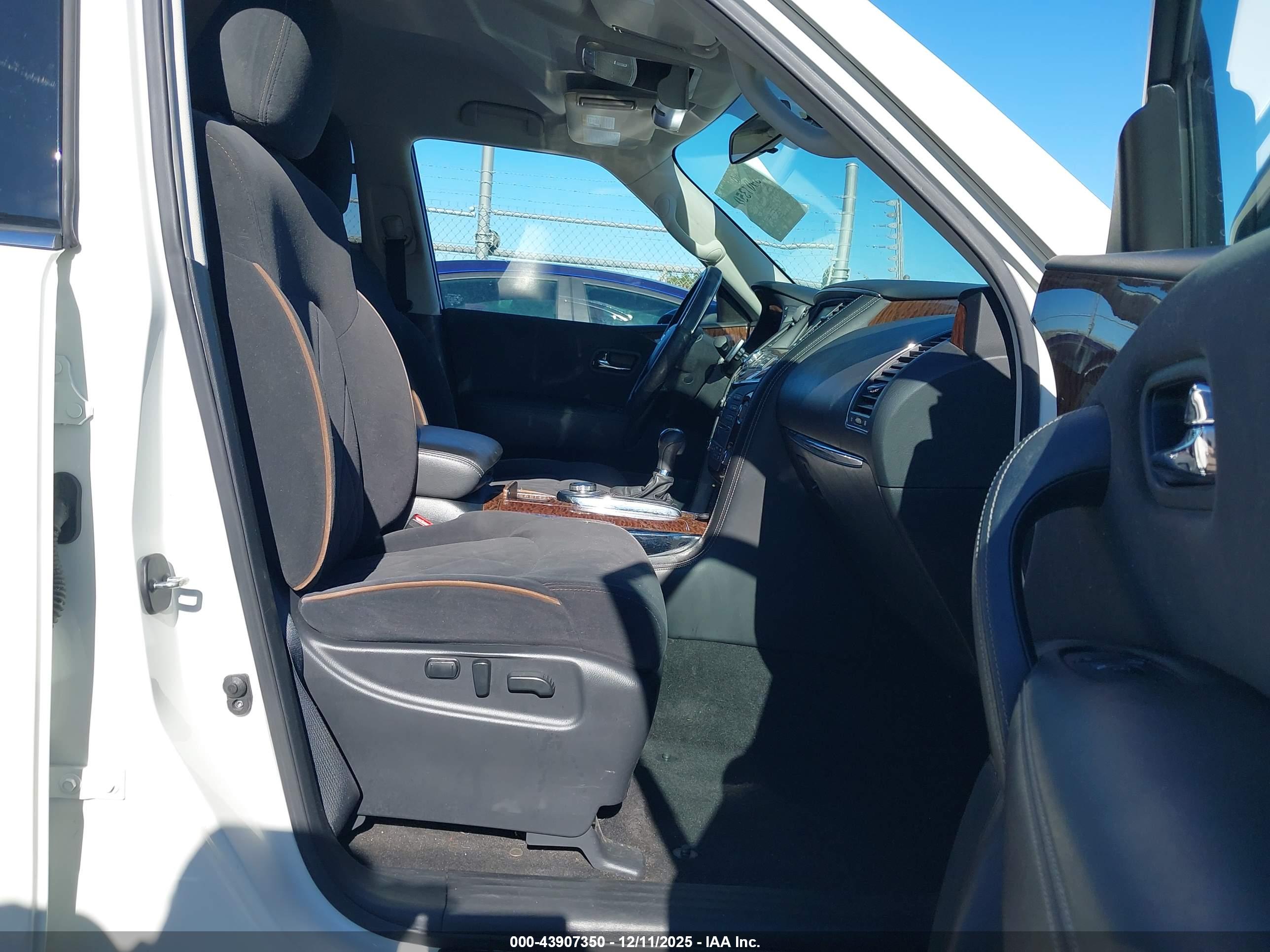 NISSAN ARMADA image 5