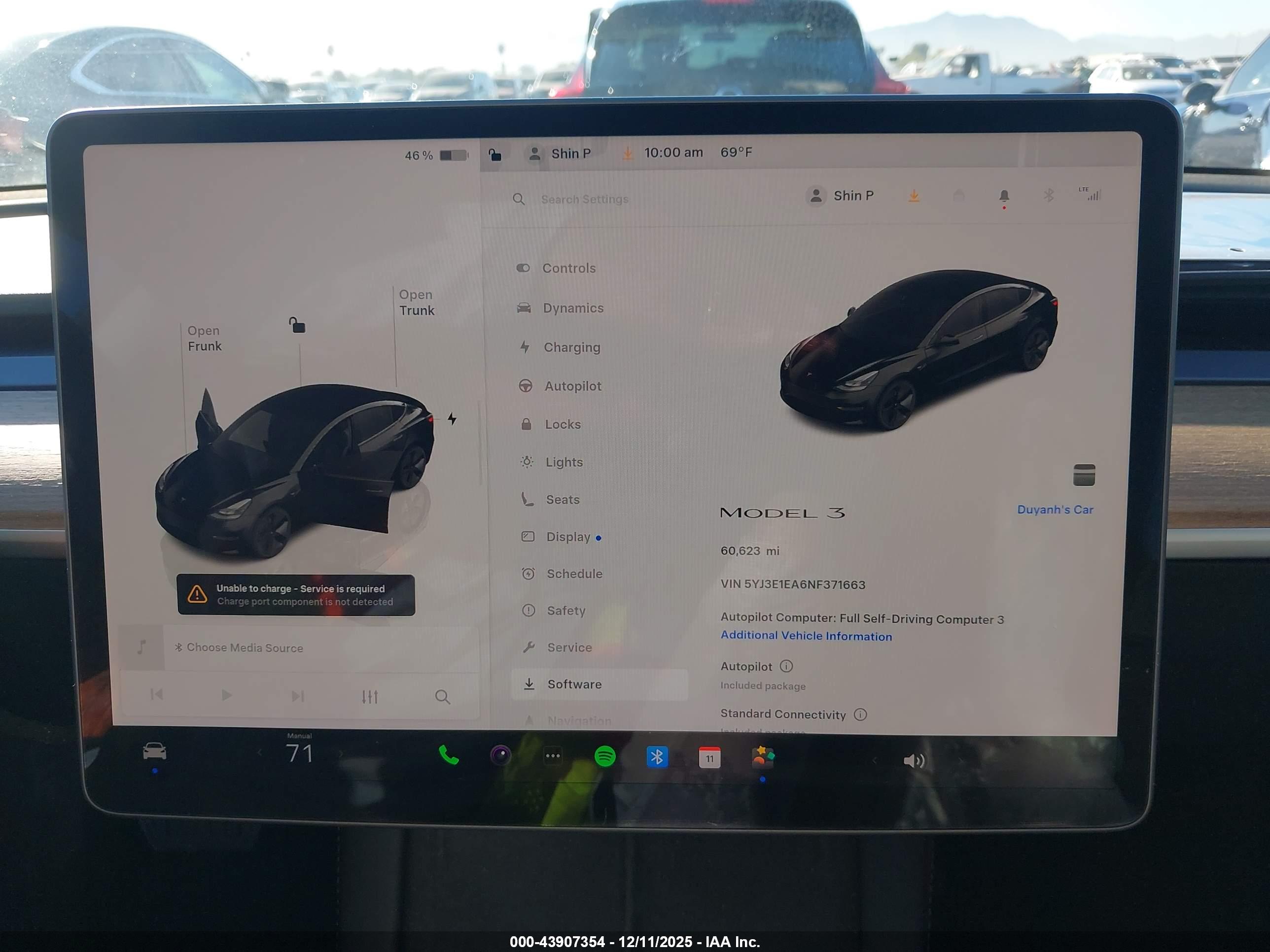 TESLA MODEL image 7
