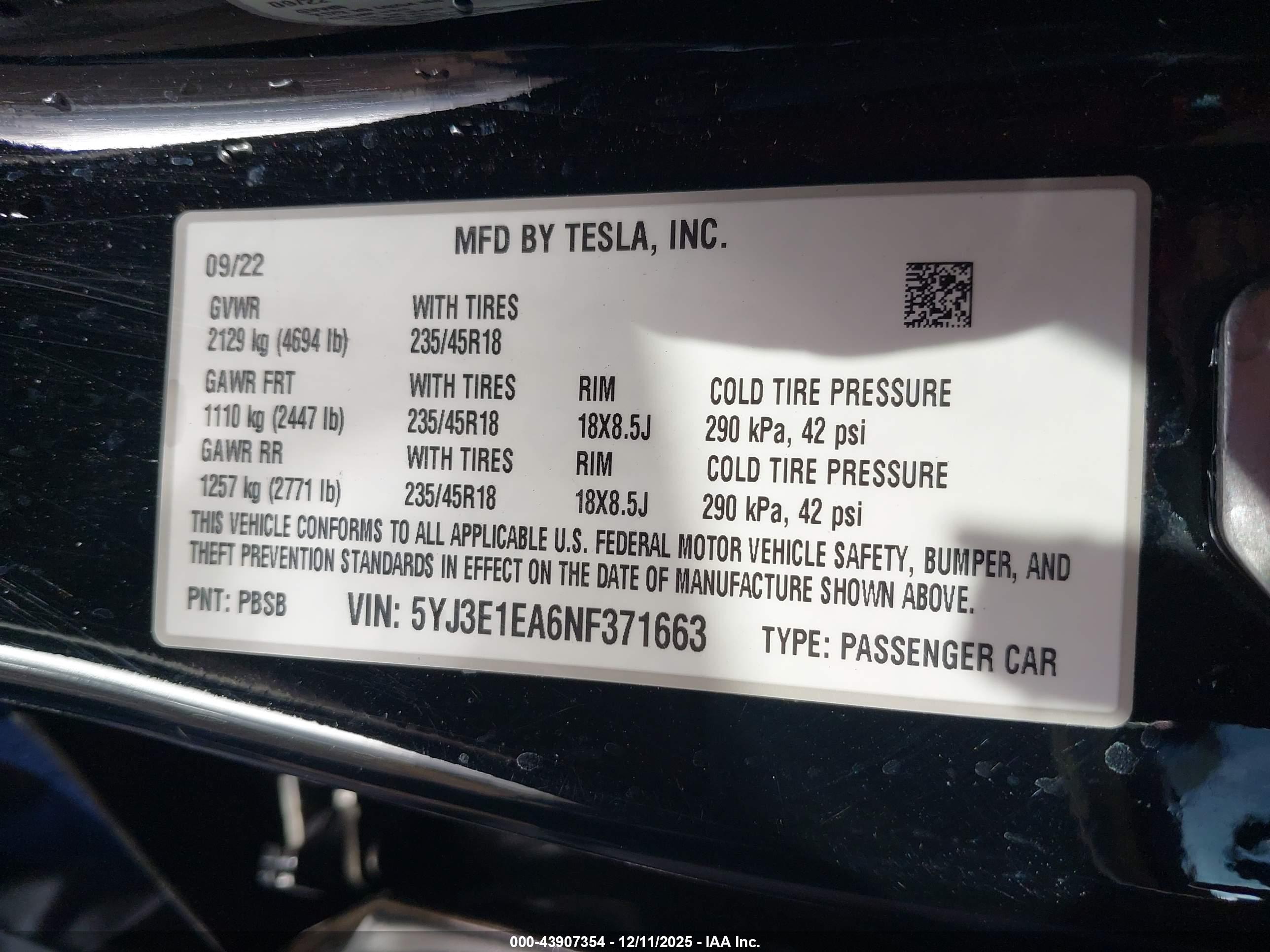 TESLA MODEL image 9