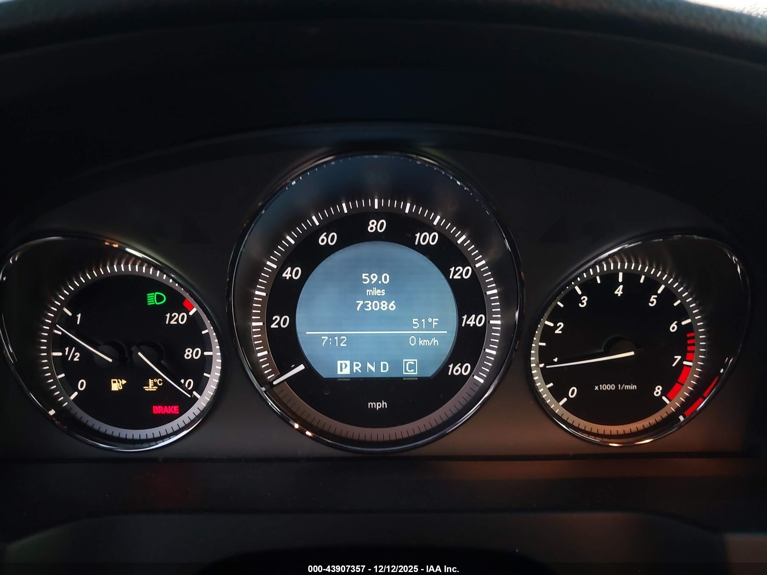 MERCEDES-BENZ C image 7