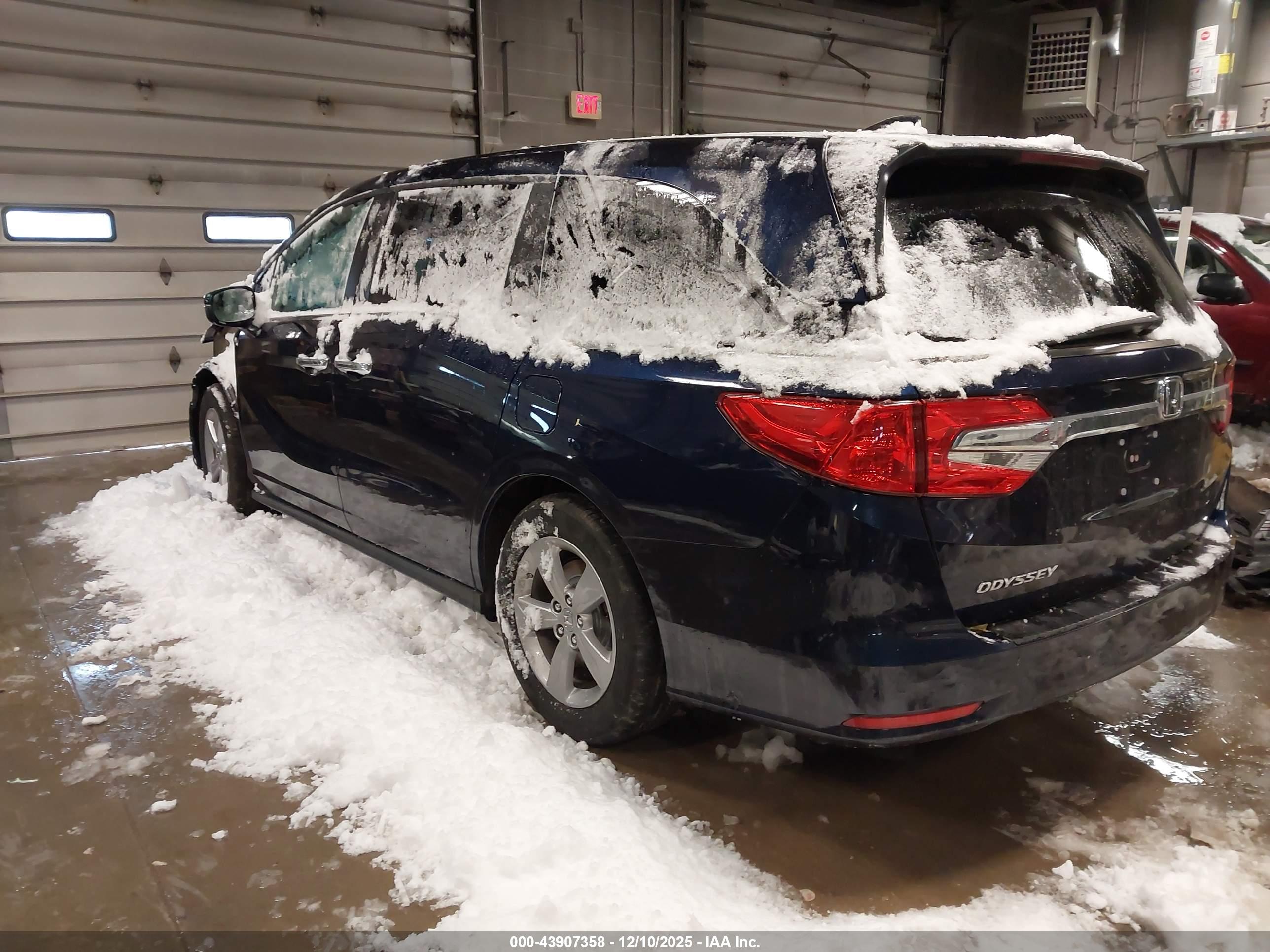 HONDA ODYSSEY image 3