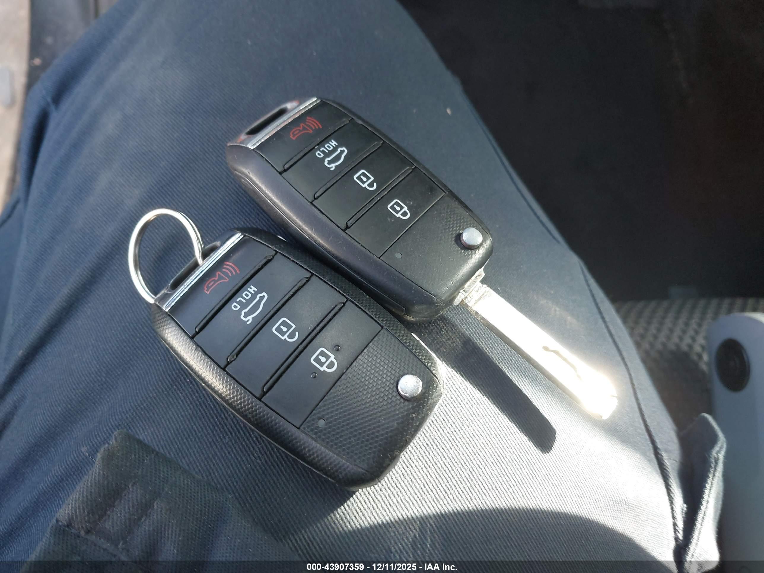 KIA OPTIMA image 11