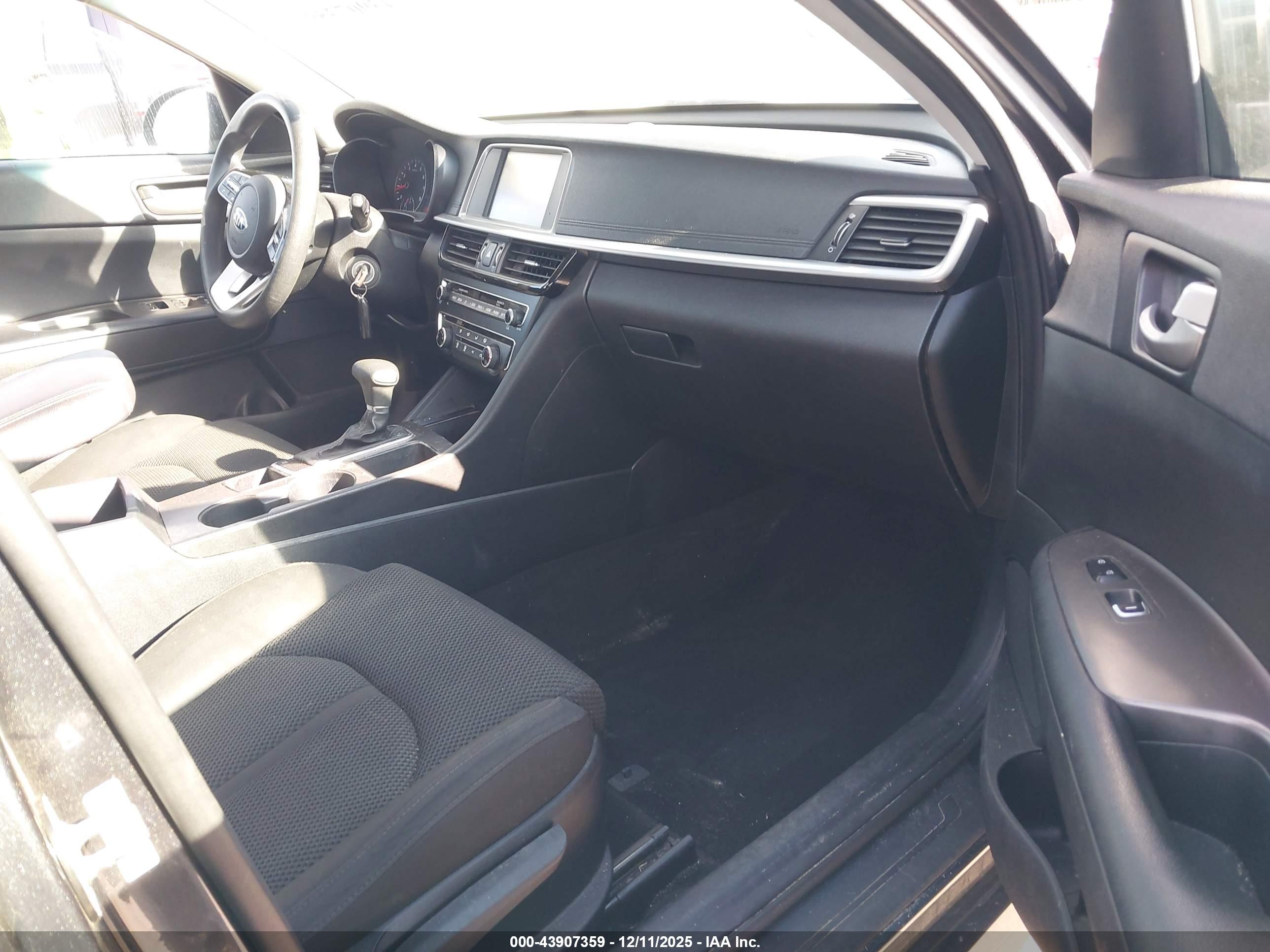 KIA OPTIMA image 5