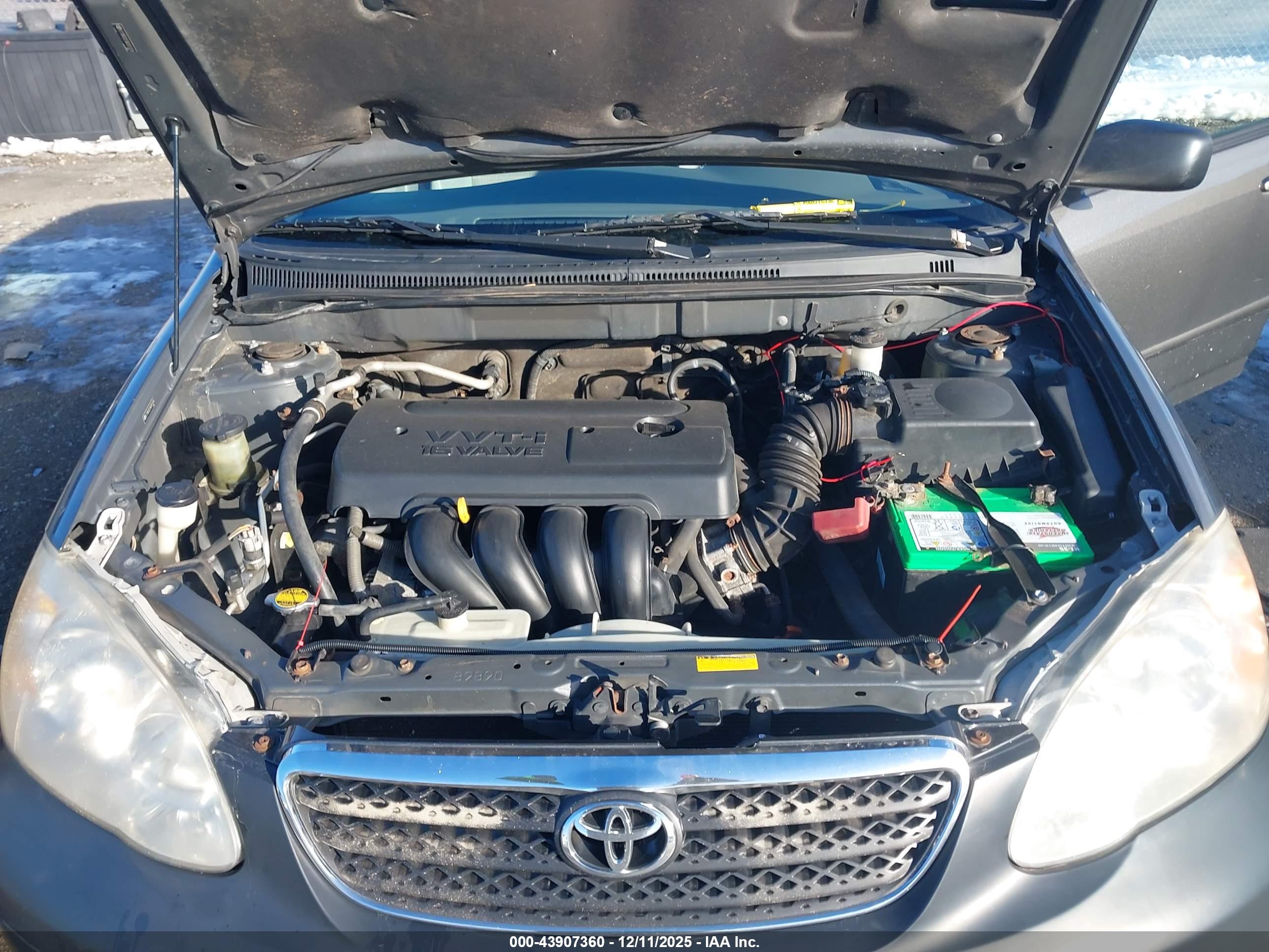 TOYOTA COROLLA image 10