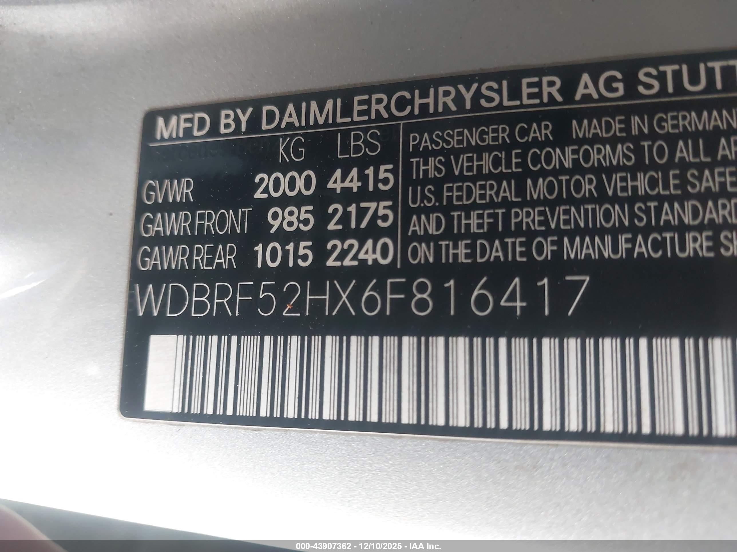 MERCEDES-BENZ C image 9