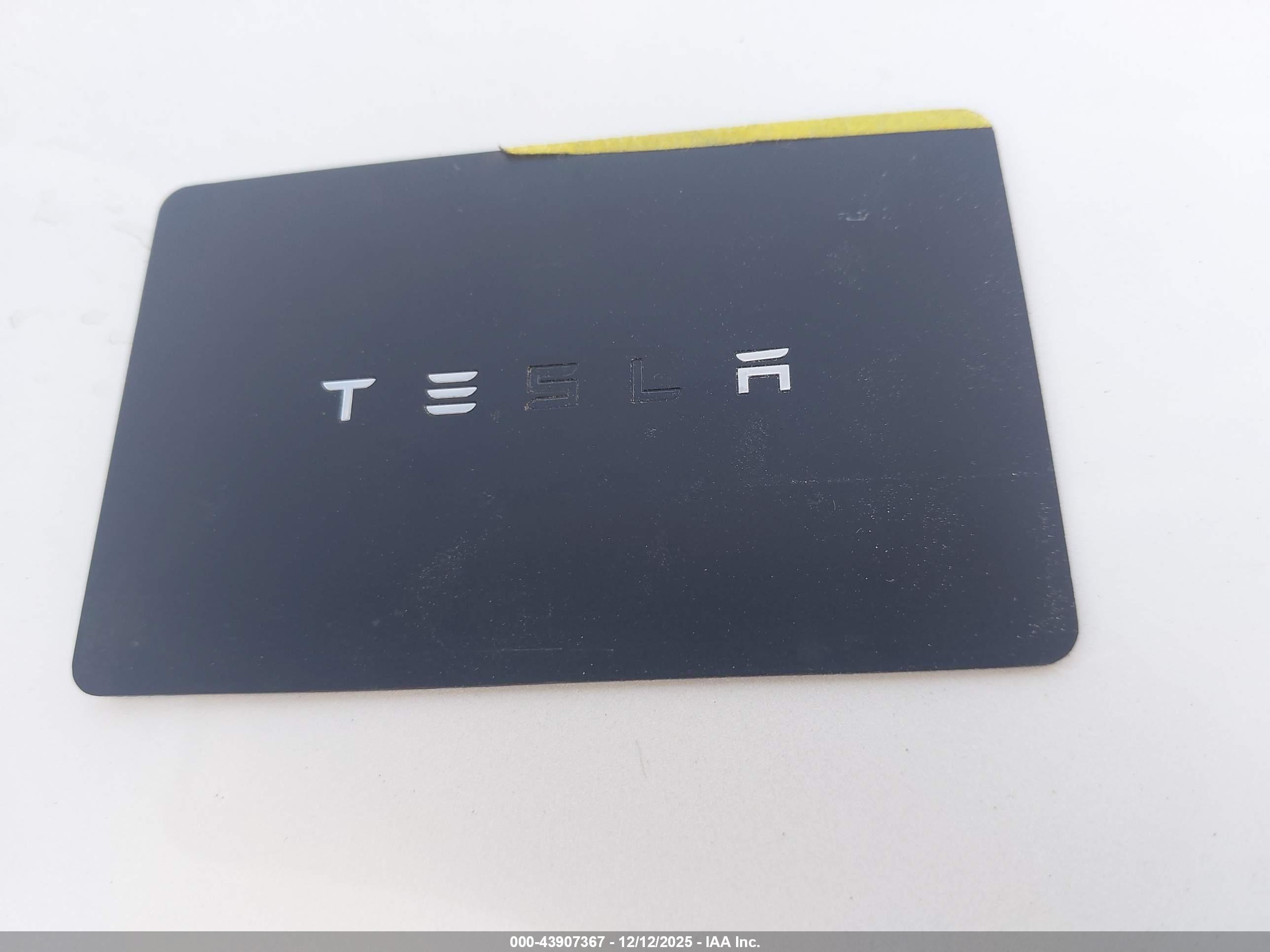 TESLA MODEL image 11